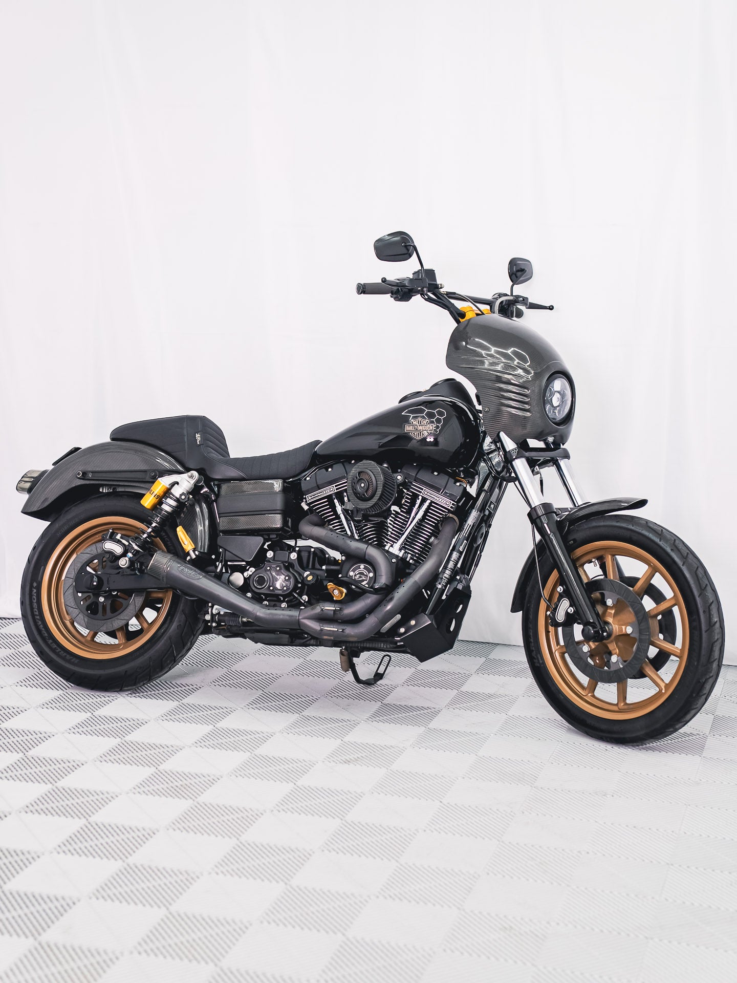 2016 FXDLS 1300 miles !