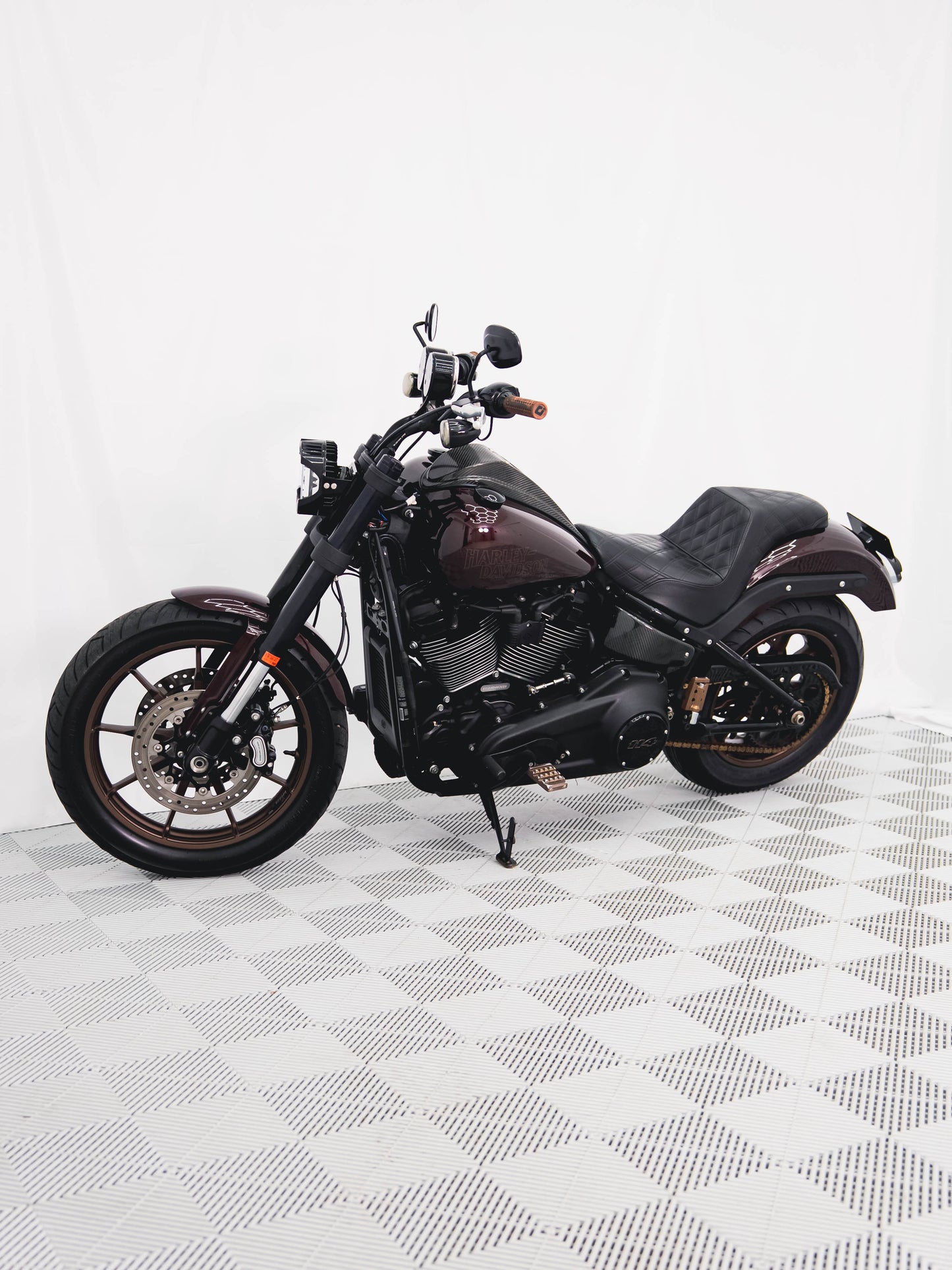 2021 LOW RIDER S CRIMSON RED