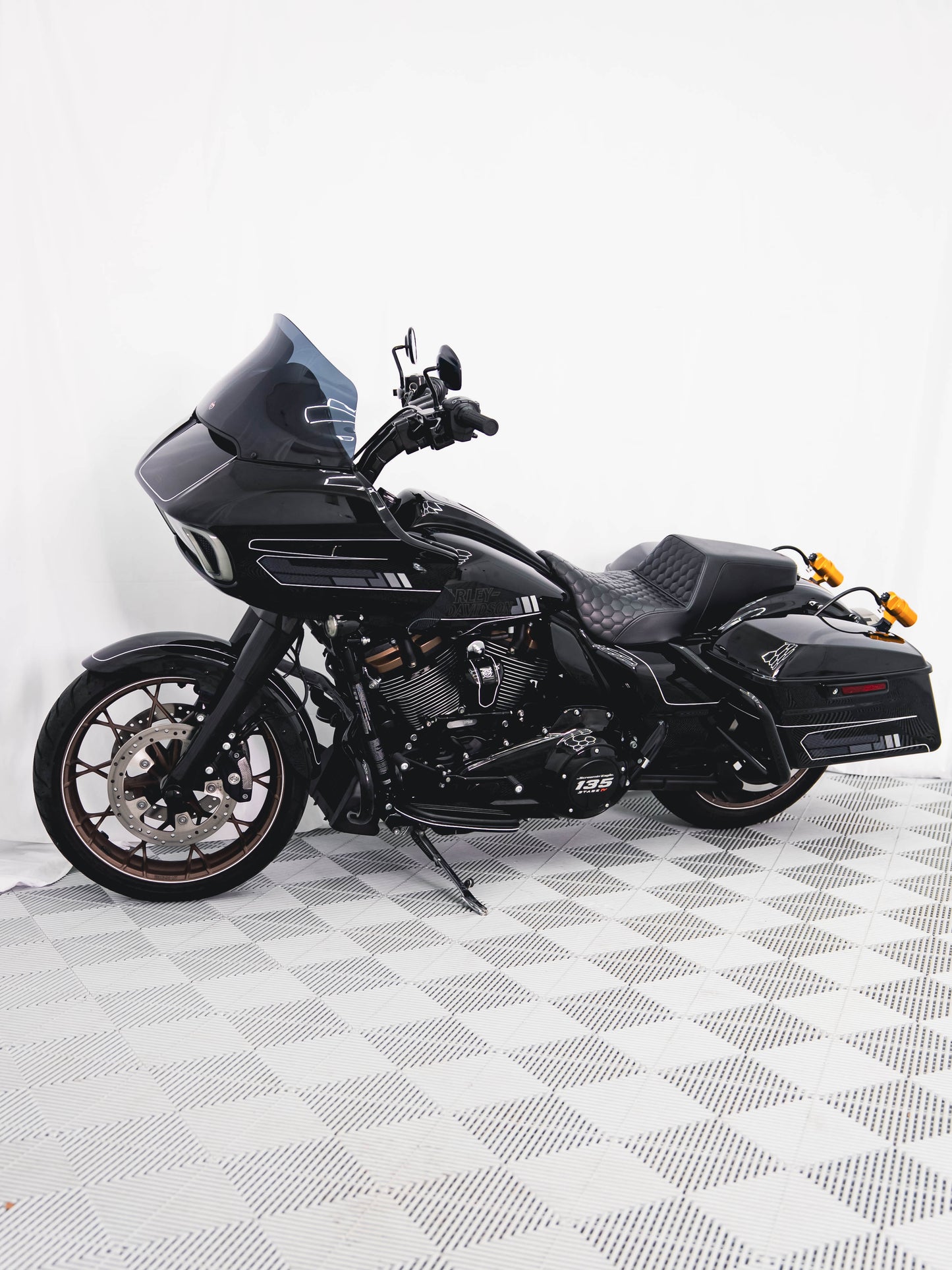 2023 ROAD GLIDE ST 135" CRATE MOTOR 3k MILES