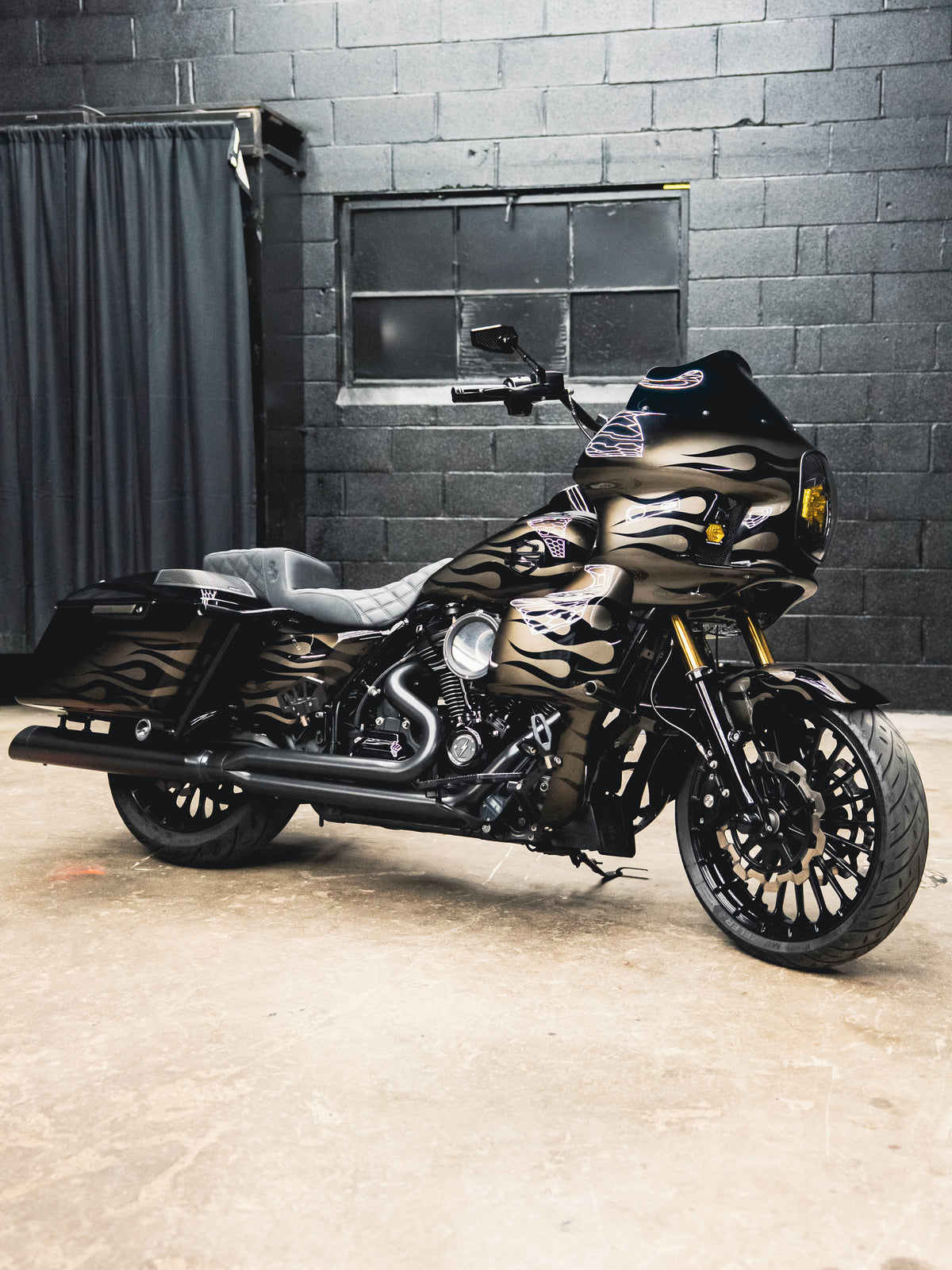 2018 ROAD KING 124"