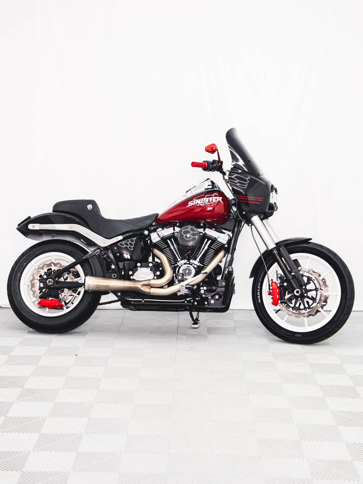 2019 LOW RIDER