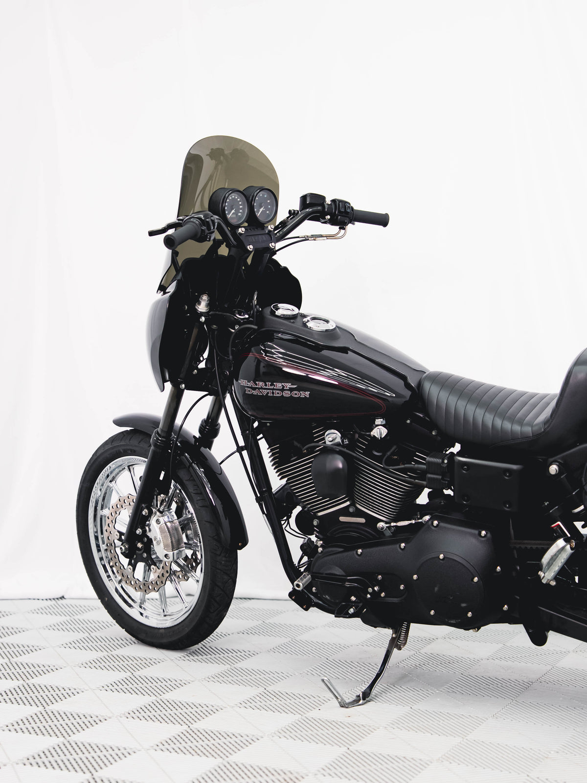 2002 FXDXT