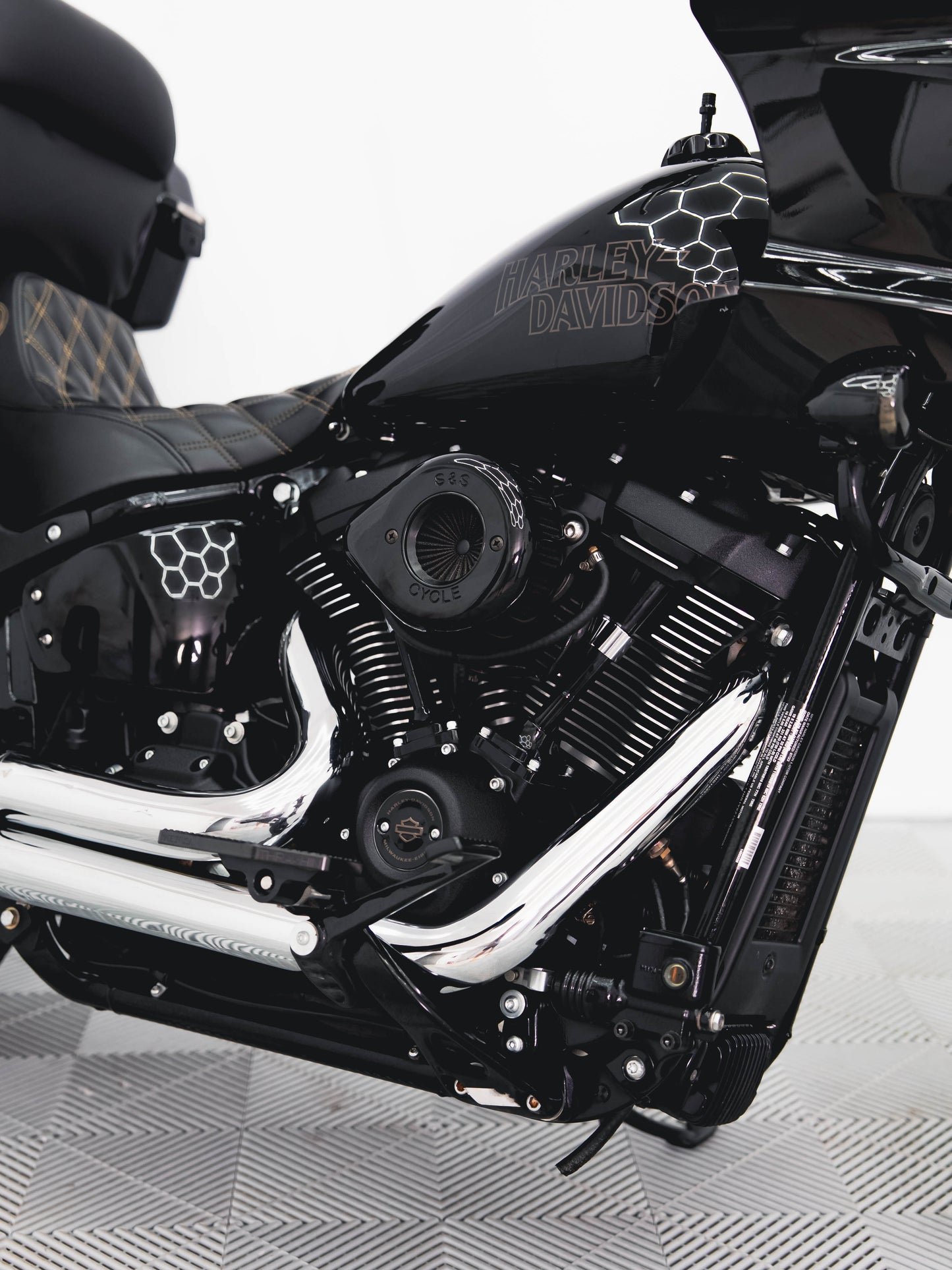 2023 LOW RIDER ST 132" S&S