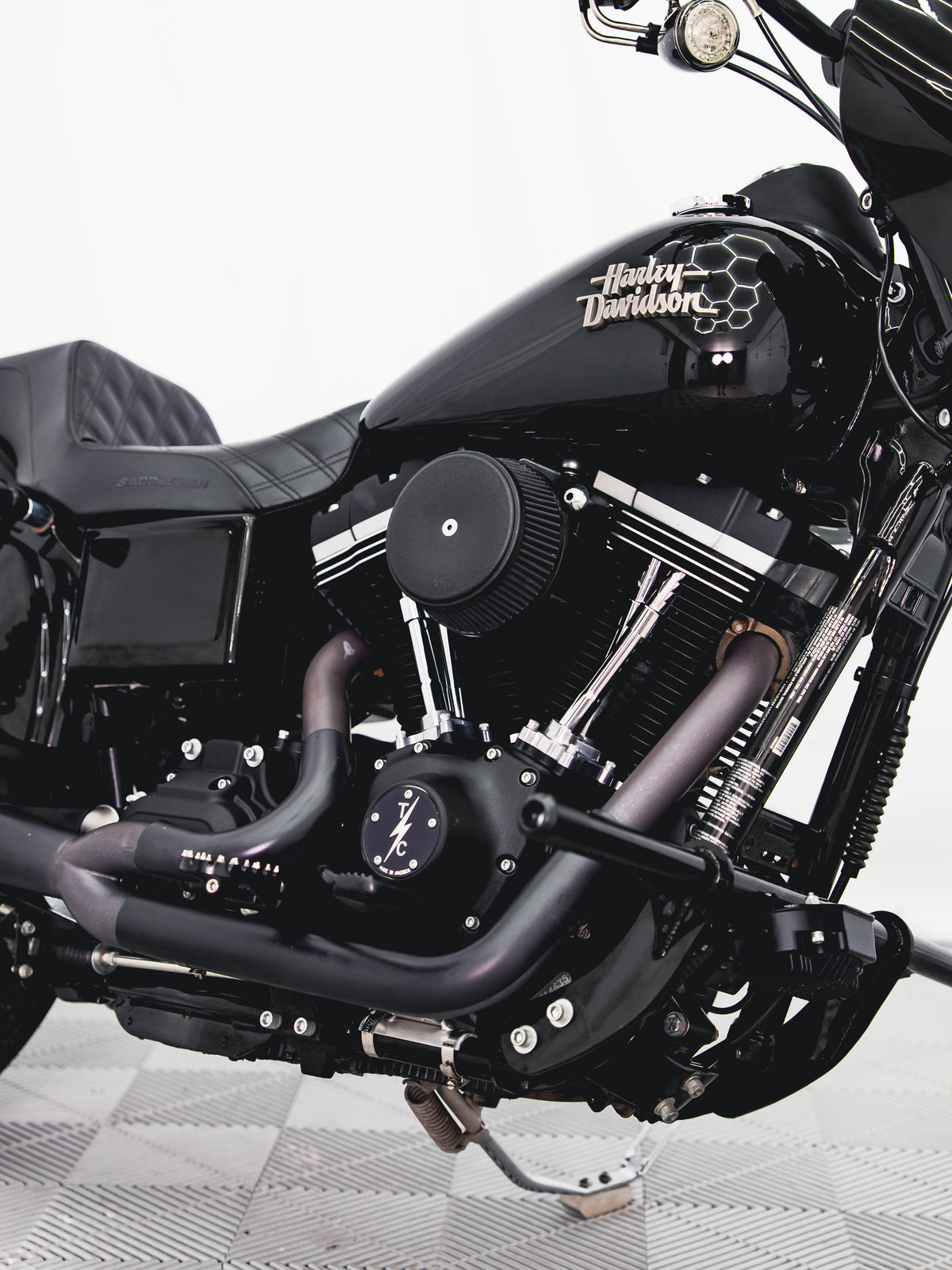 2016 FXDB STREET BOB