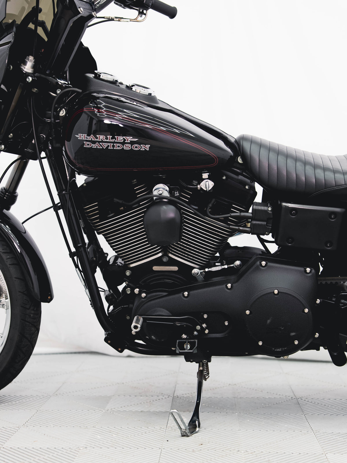 2002 FXDXT