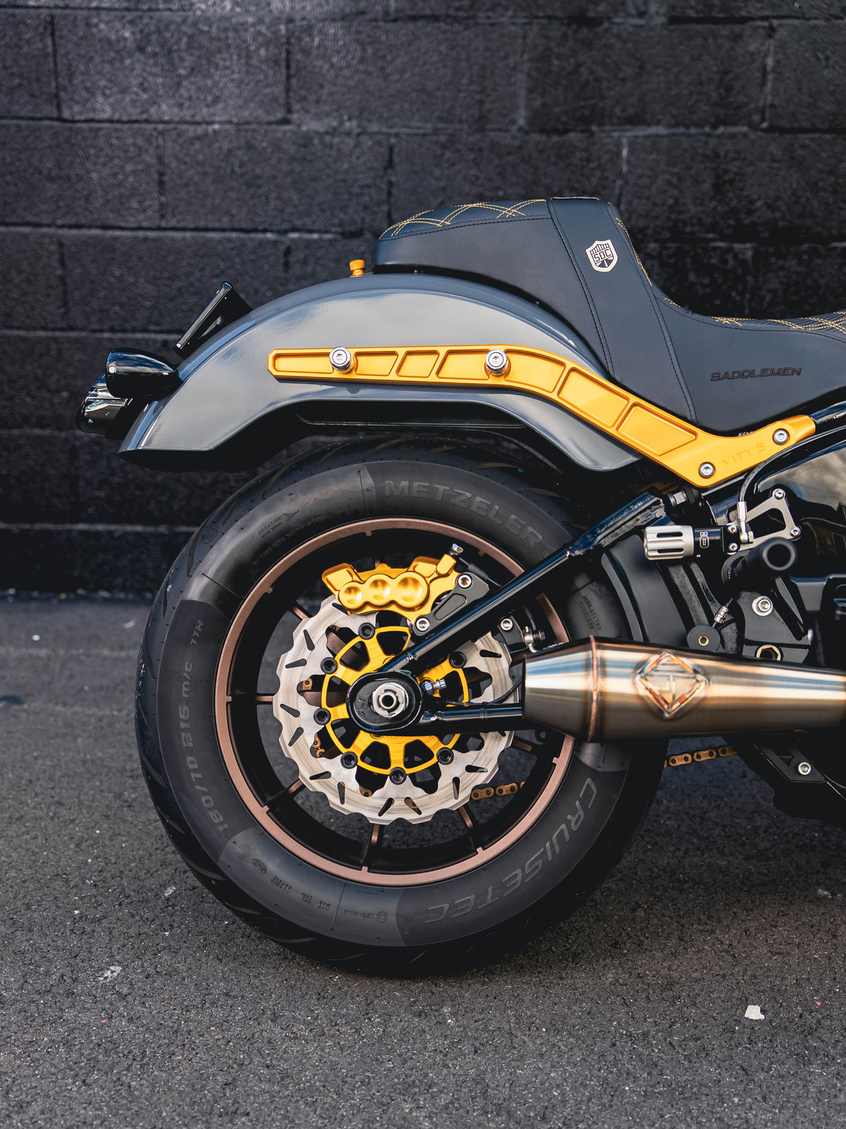 2022 LOW RIDER ST