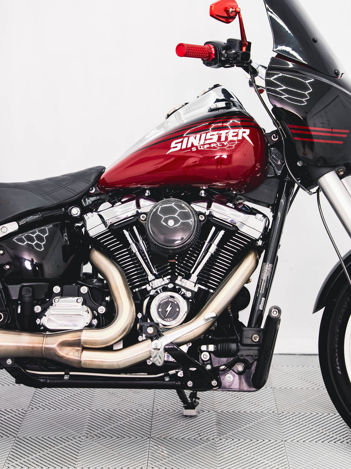 2019 LOW RIDER