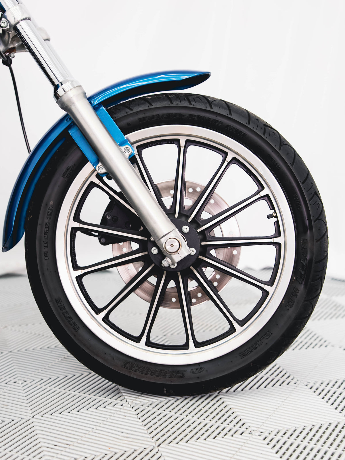 2005 FXDL CHOPPER BLUE PEARL 7K MILES