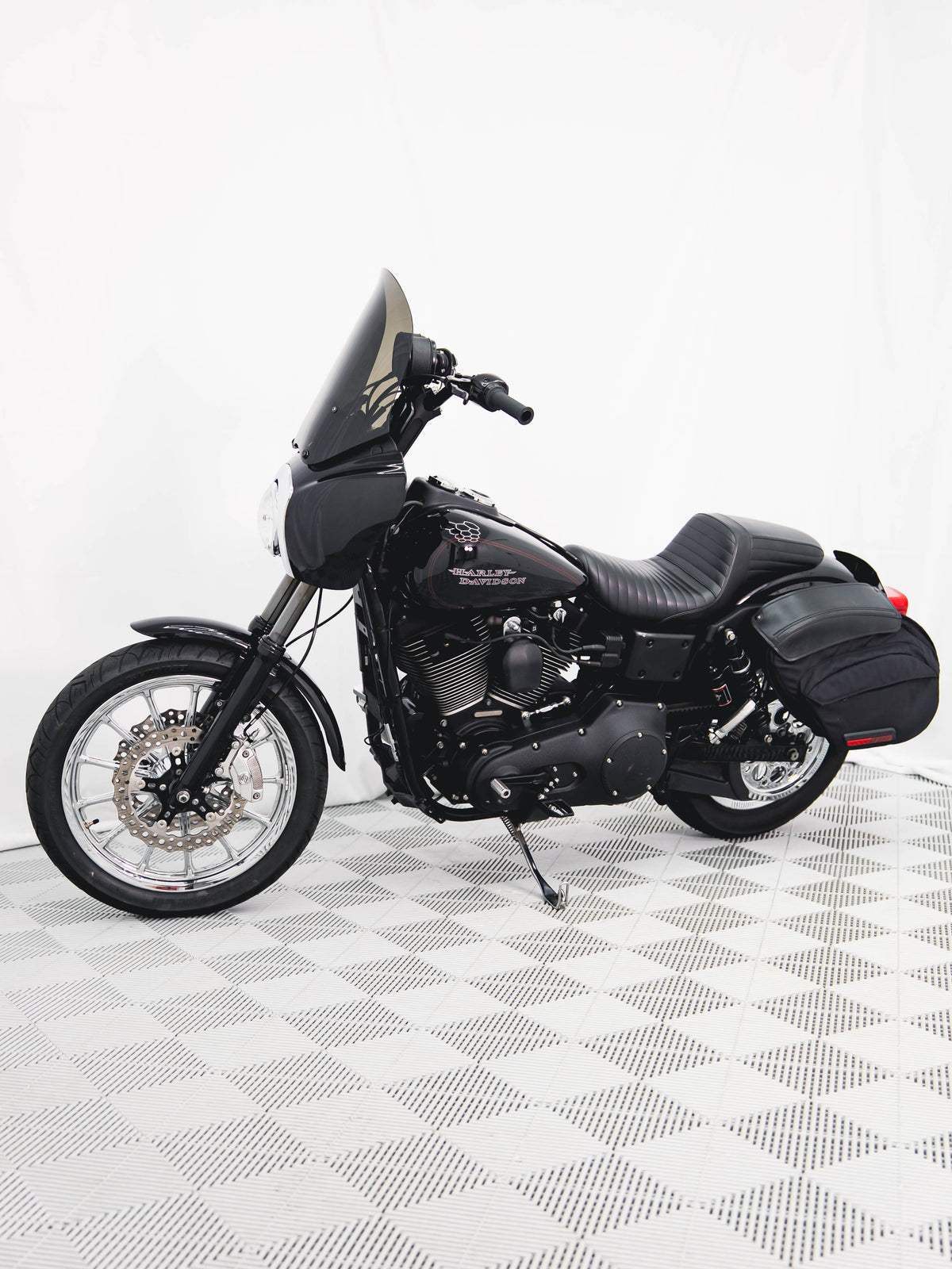 2002 FXDXT
