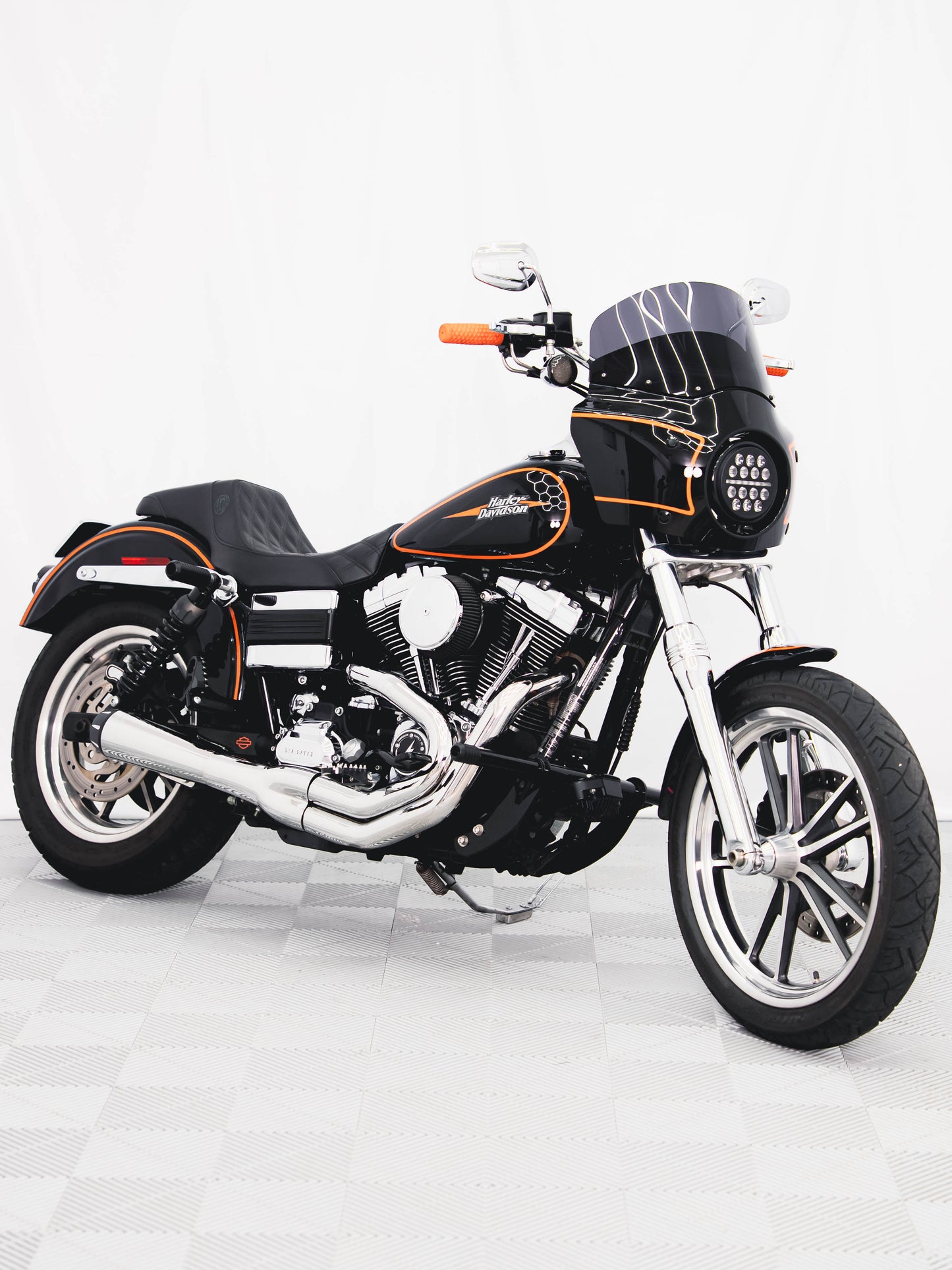 2009 FXDL 9k MILES!