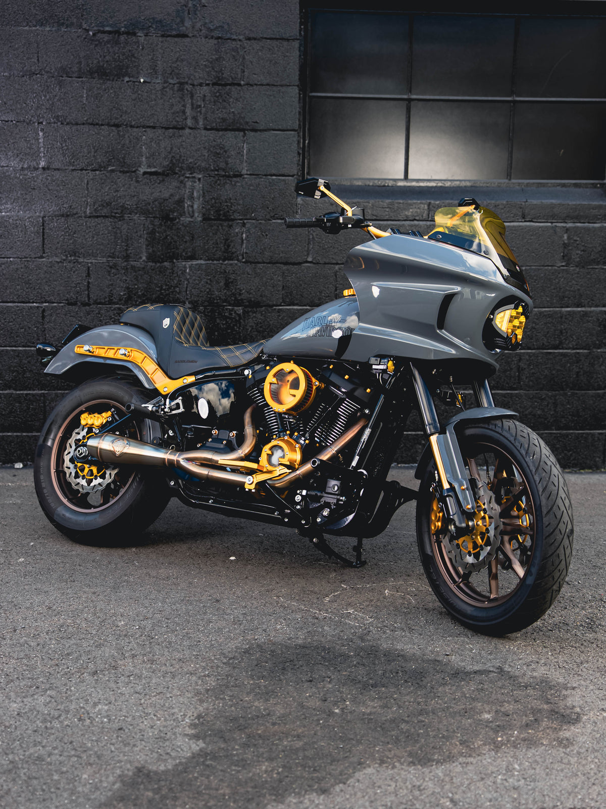 2022 LOW RIDER ST