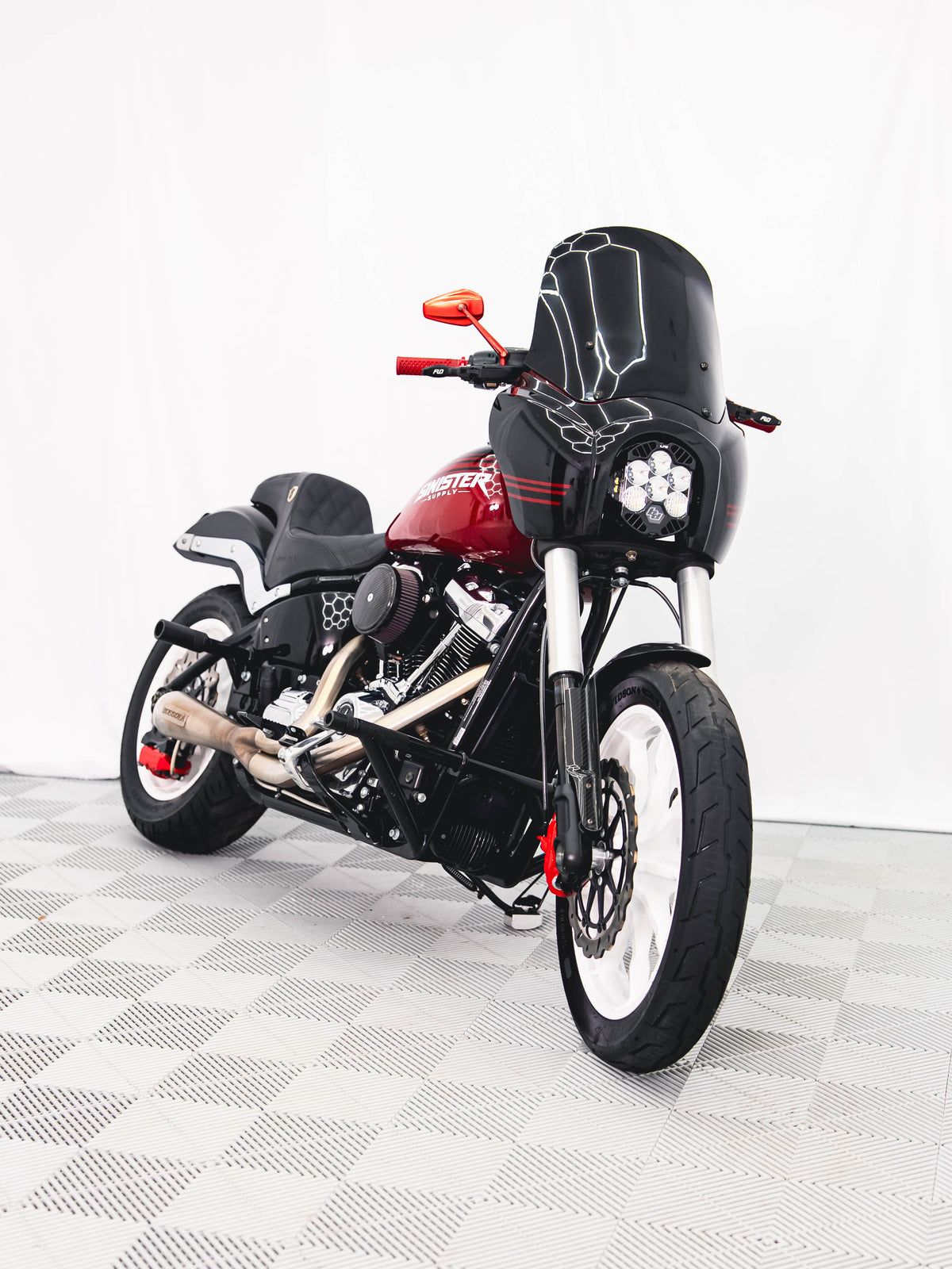 2019 LOW RIDER