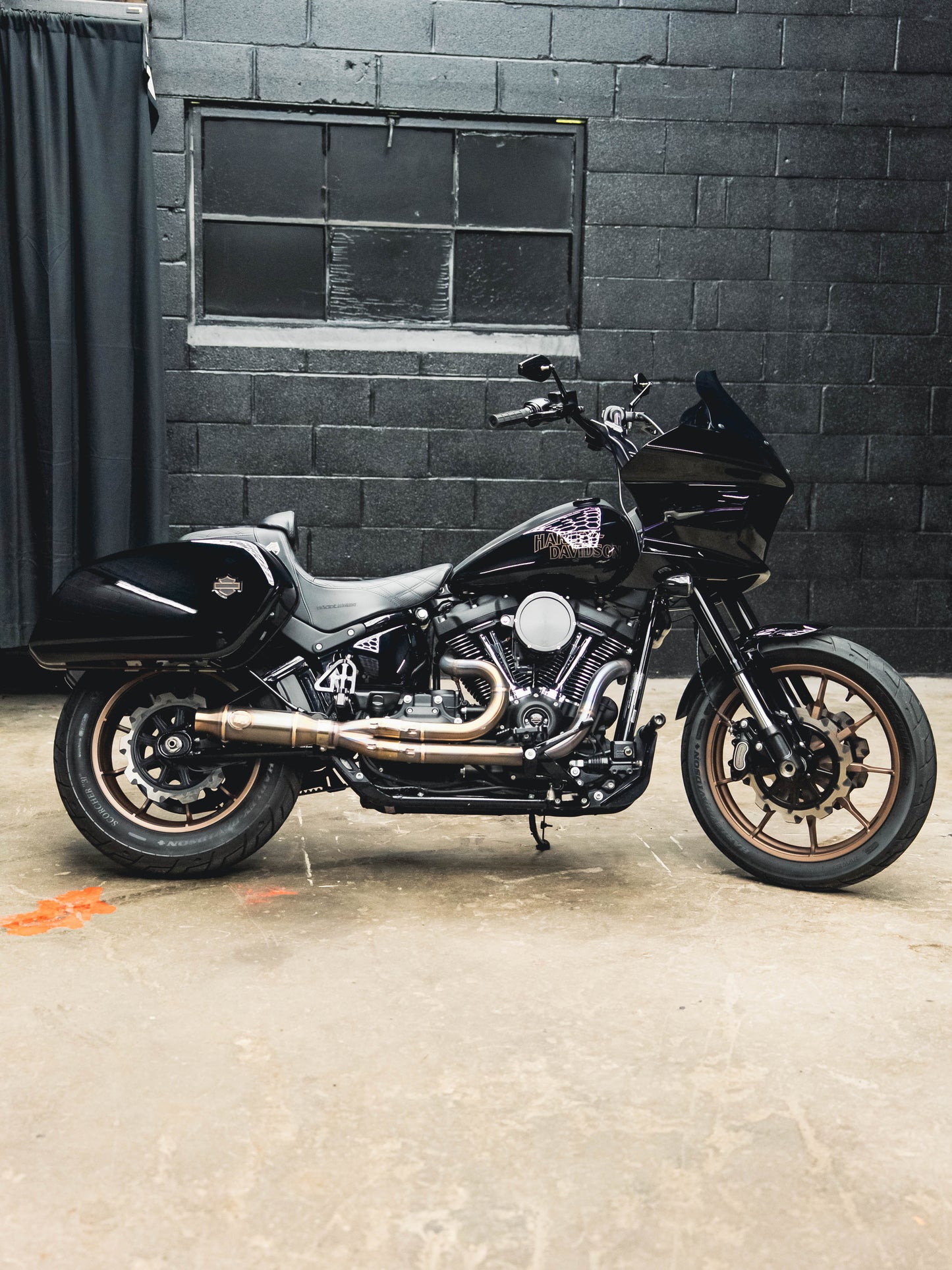 2024 LOW RIDER ST