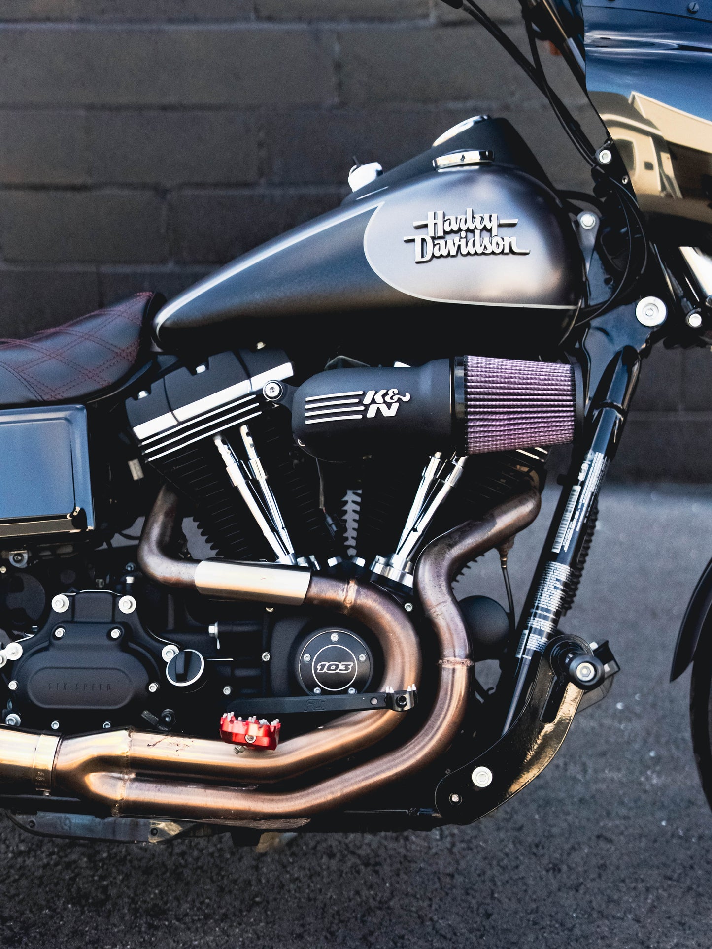 2017 FXDB STREET BOB