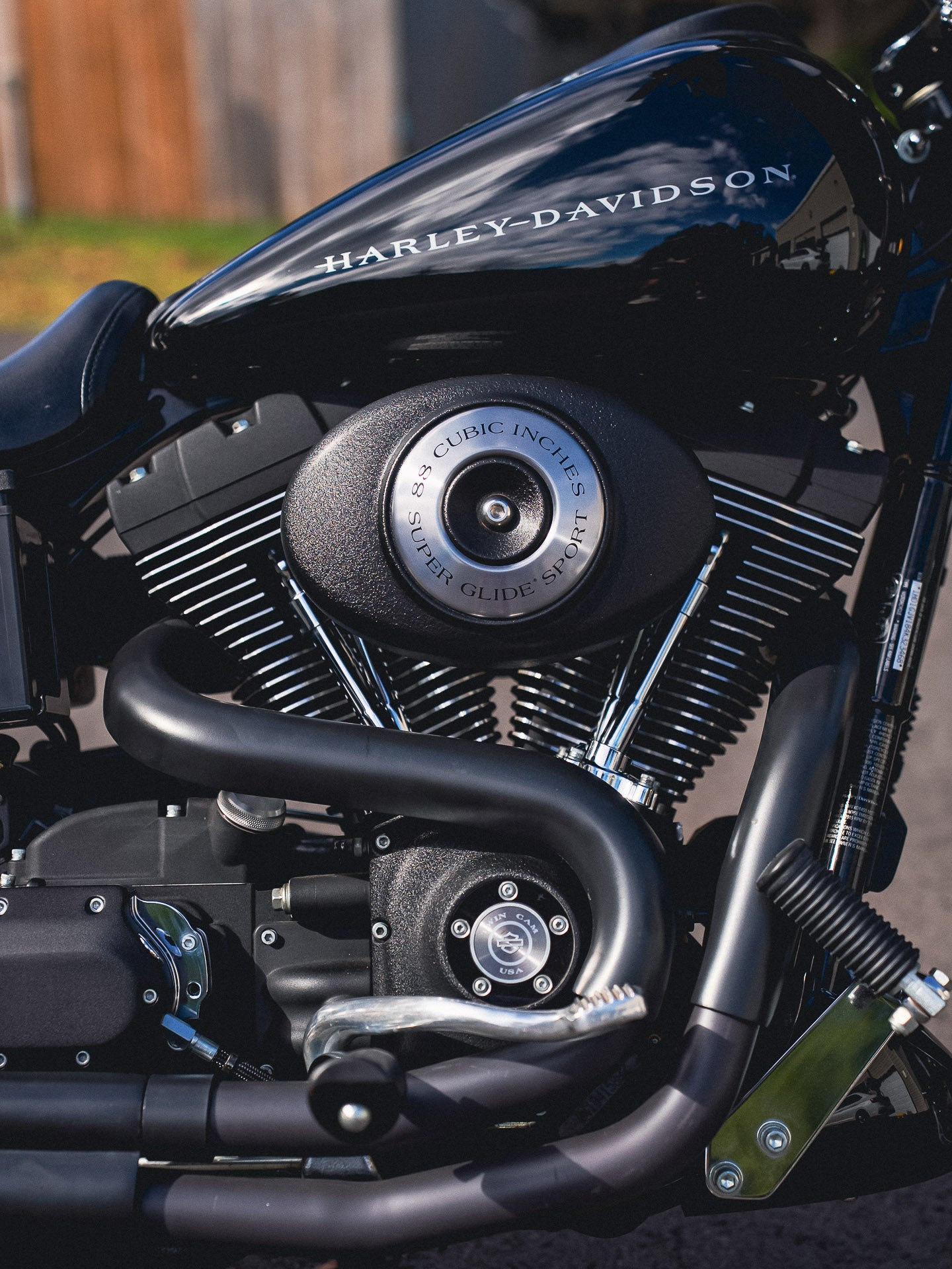2004 FXDX
