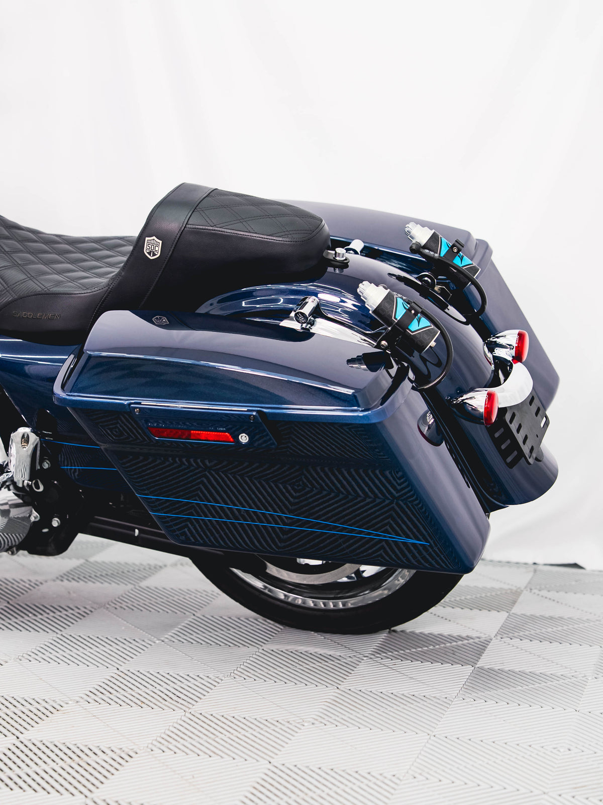 2013 ROAD GLIDE BIG BLUE PEARL