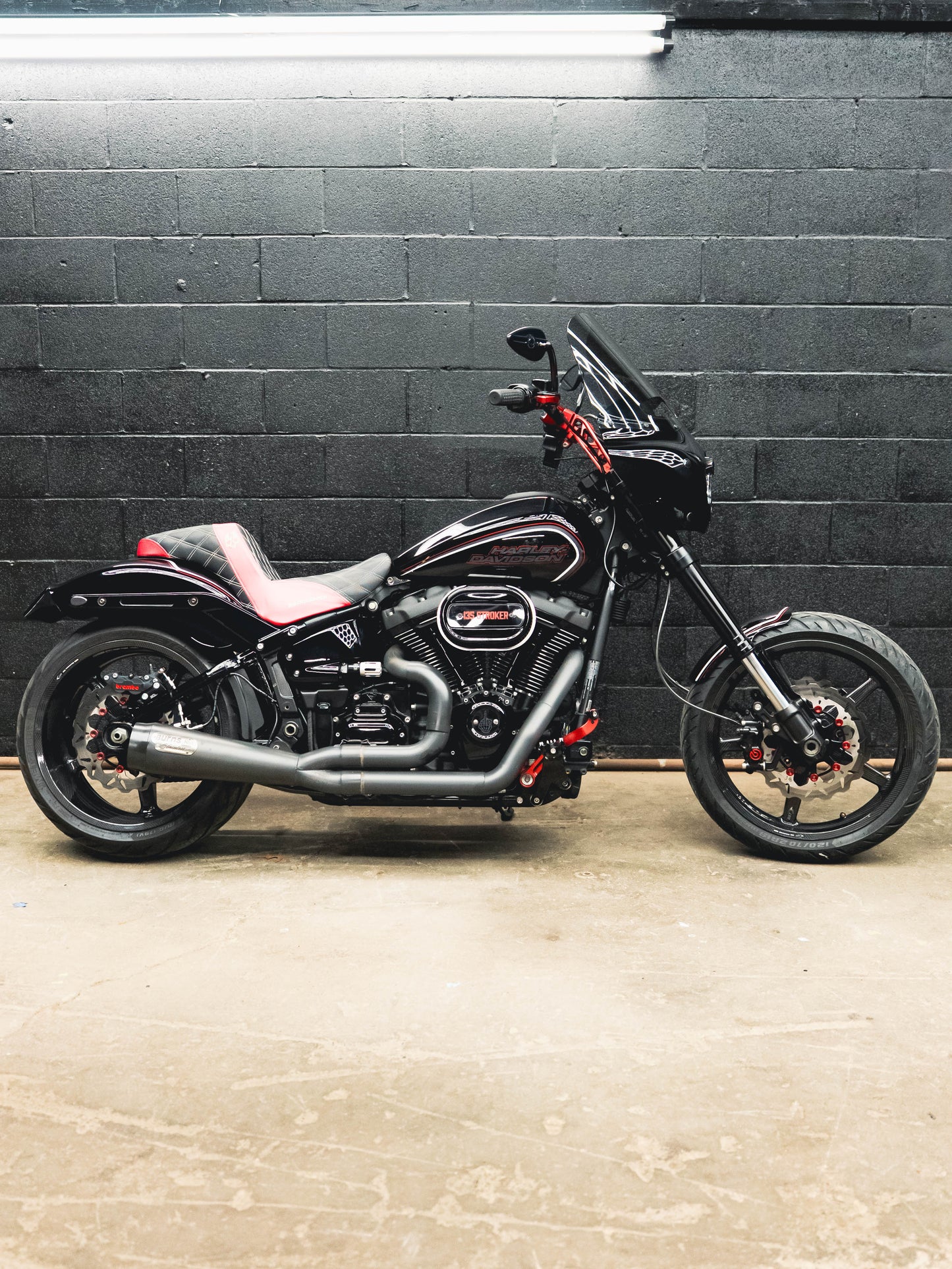 2019 FXDR 182HP/164TQ CARBON WHEELS