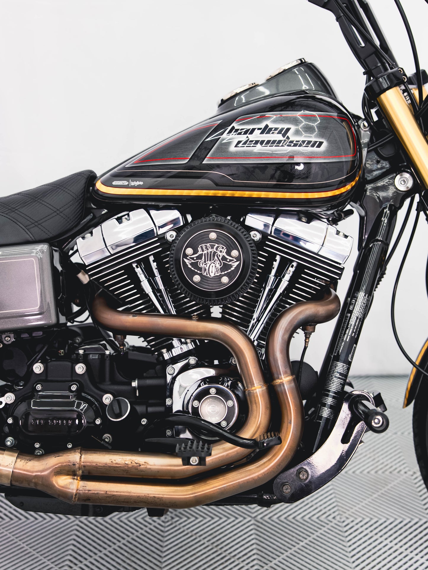 2016 FXDL