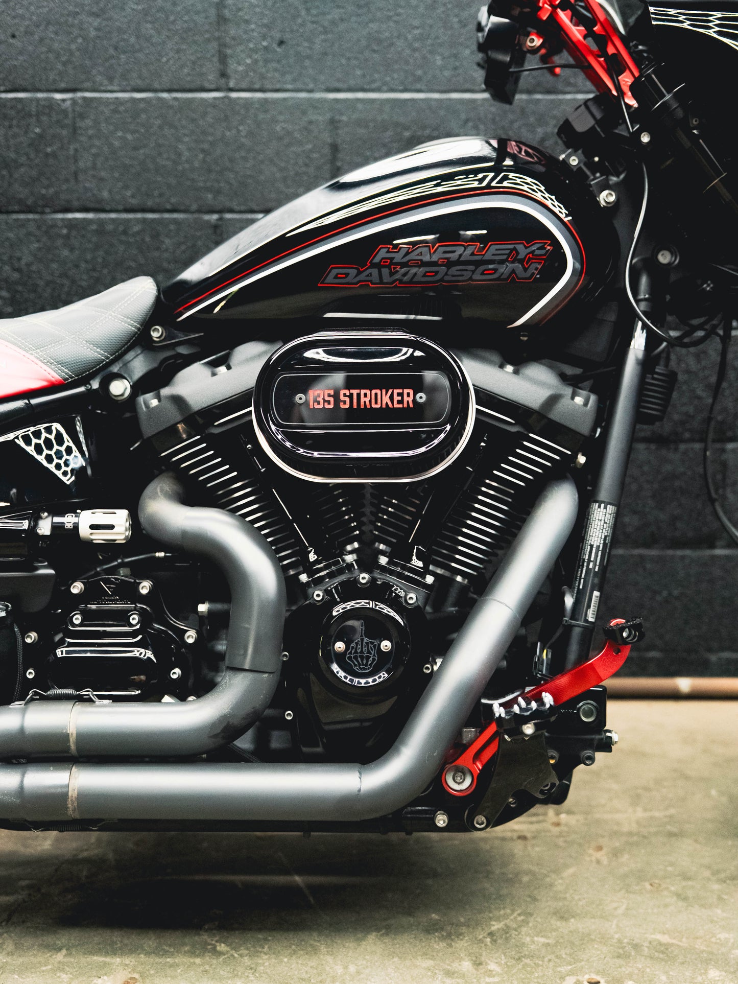 2019 FXDR 182HP/164TQ CARBON WHEELS