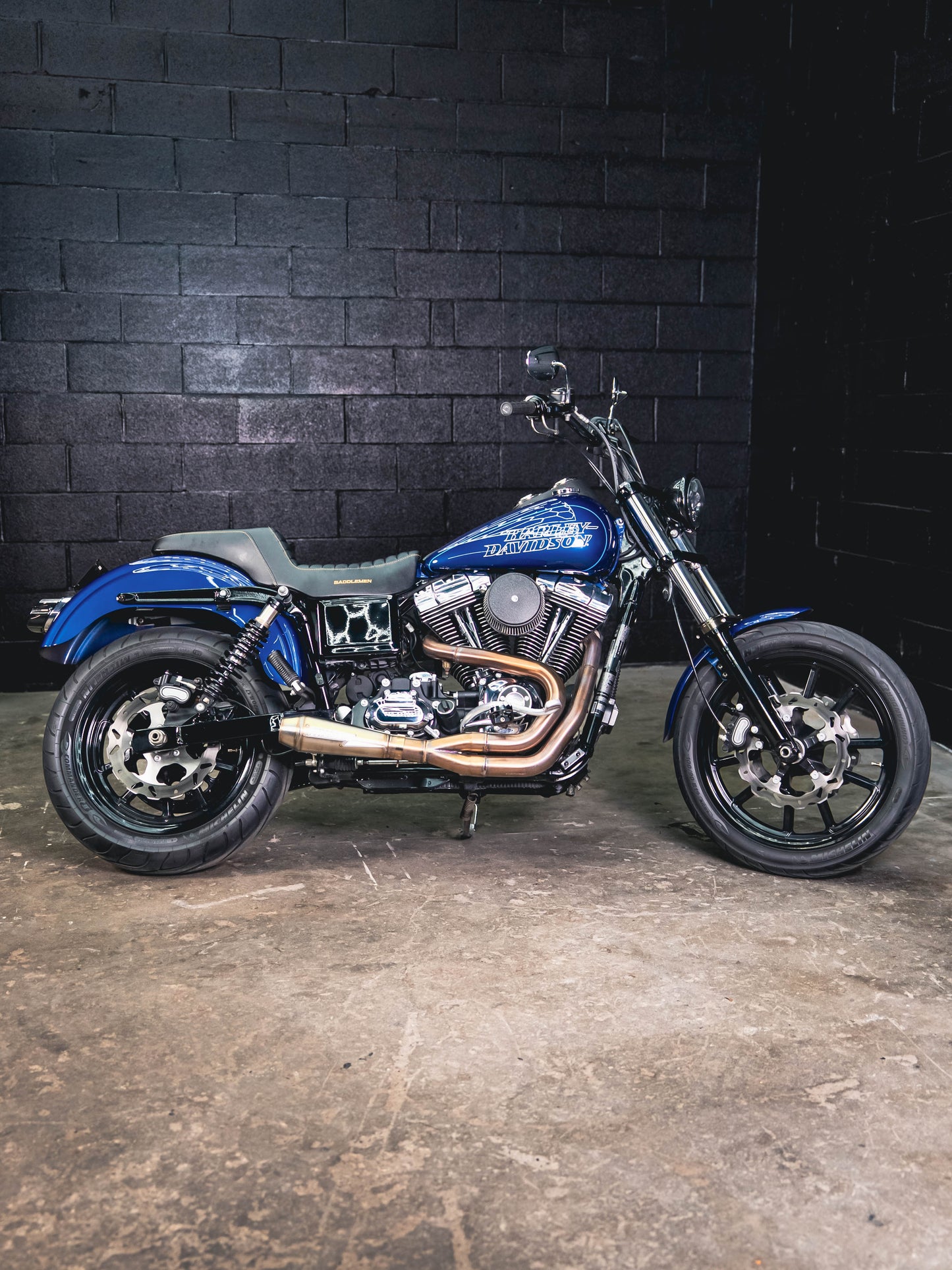 2016 FXDL