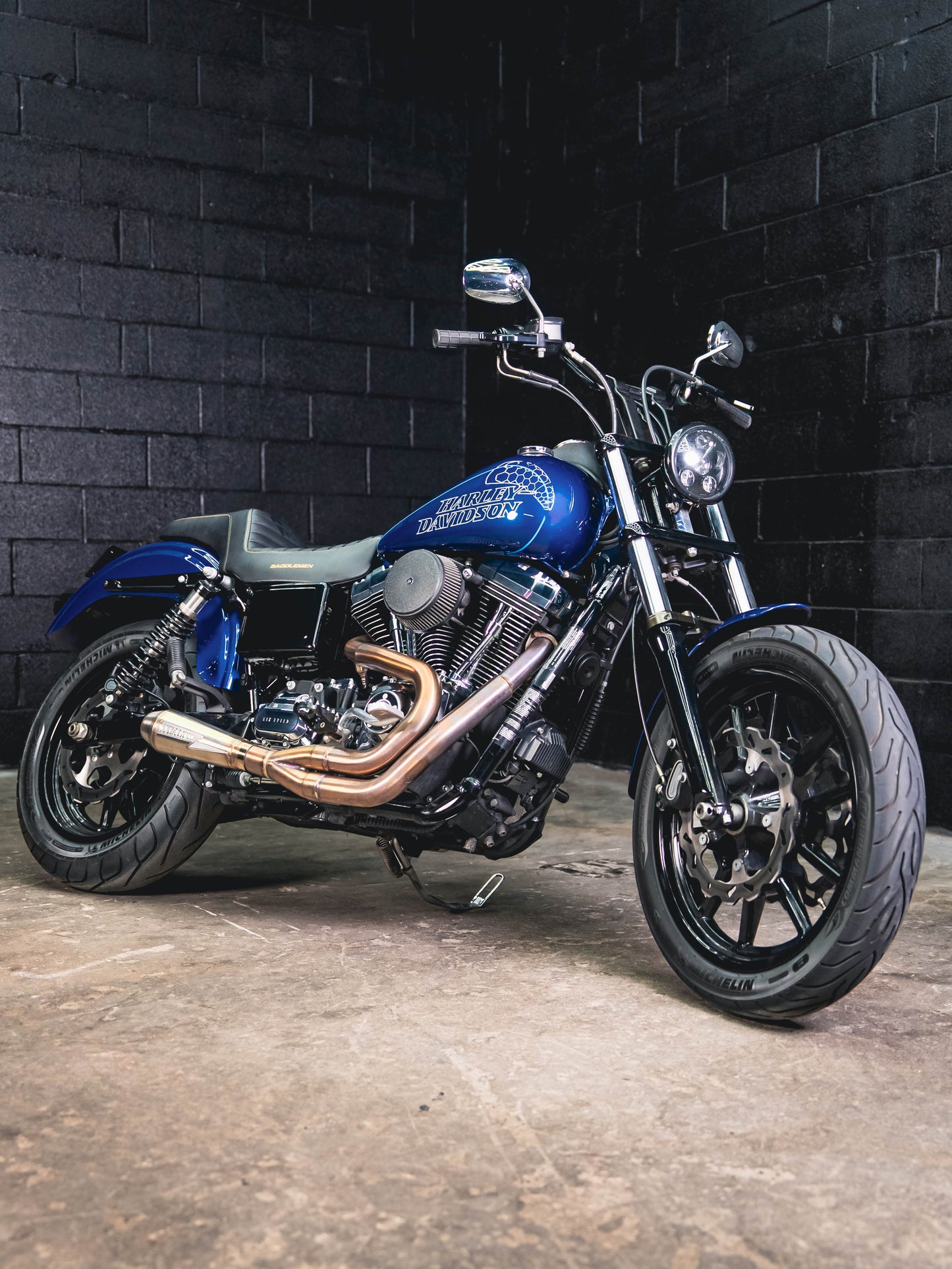 2016 FXDL