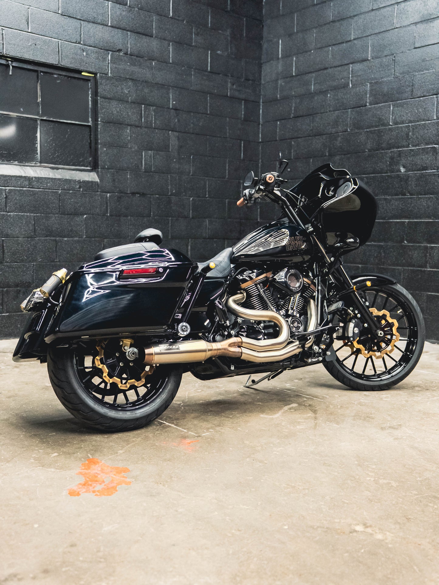 2022 ROAD GLIDE ST 2k MILES