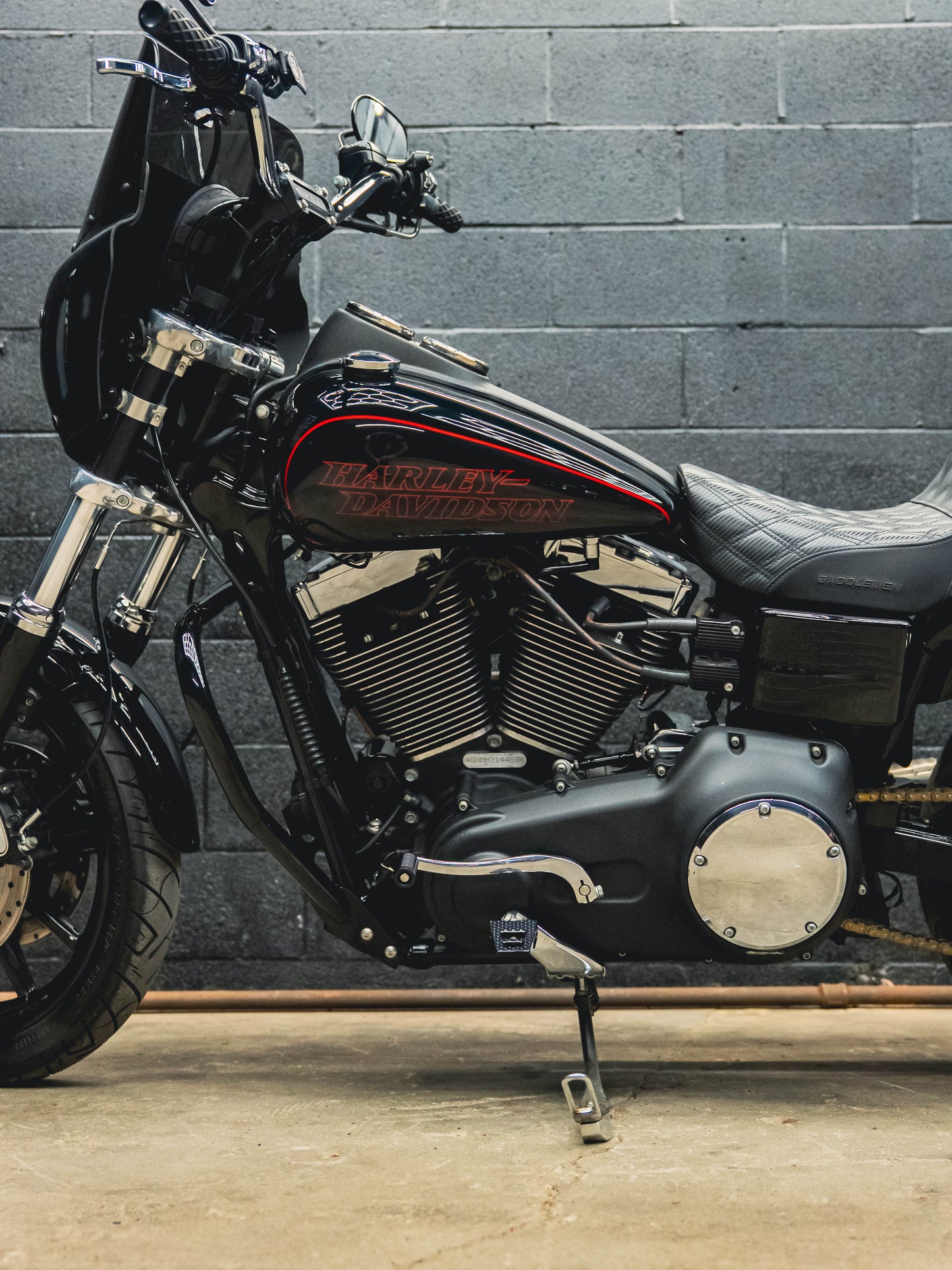 2017 FXDL