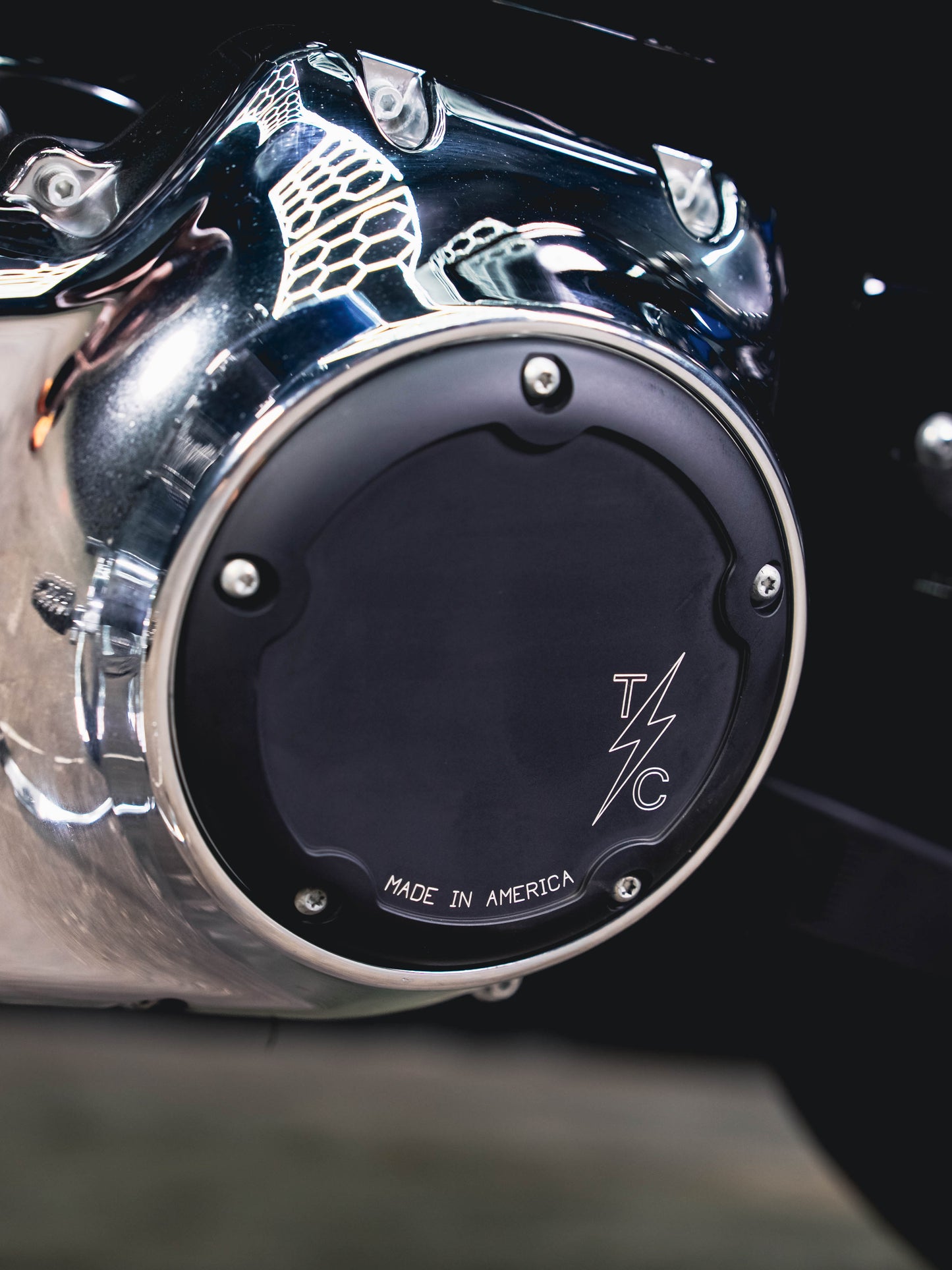 2016 FXDL