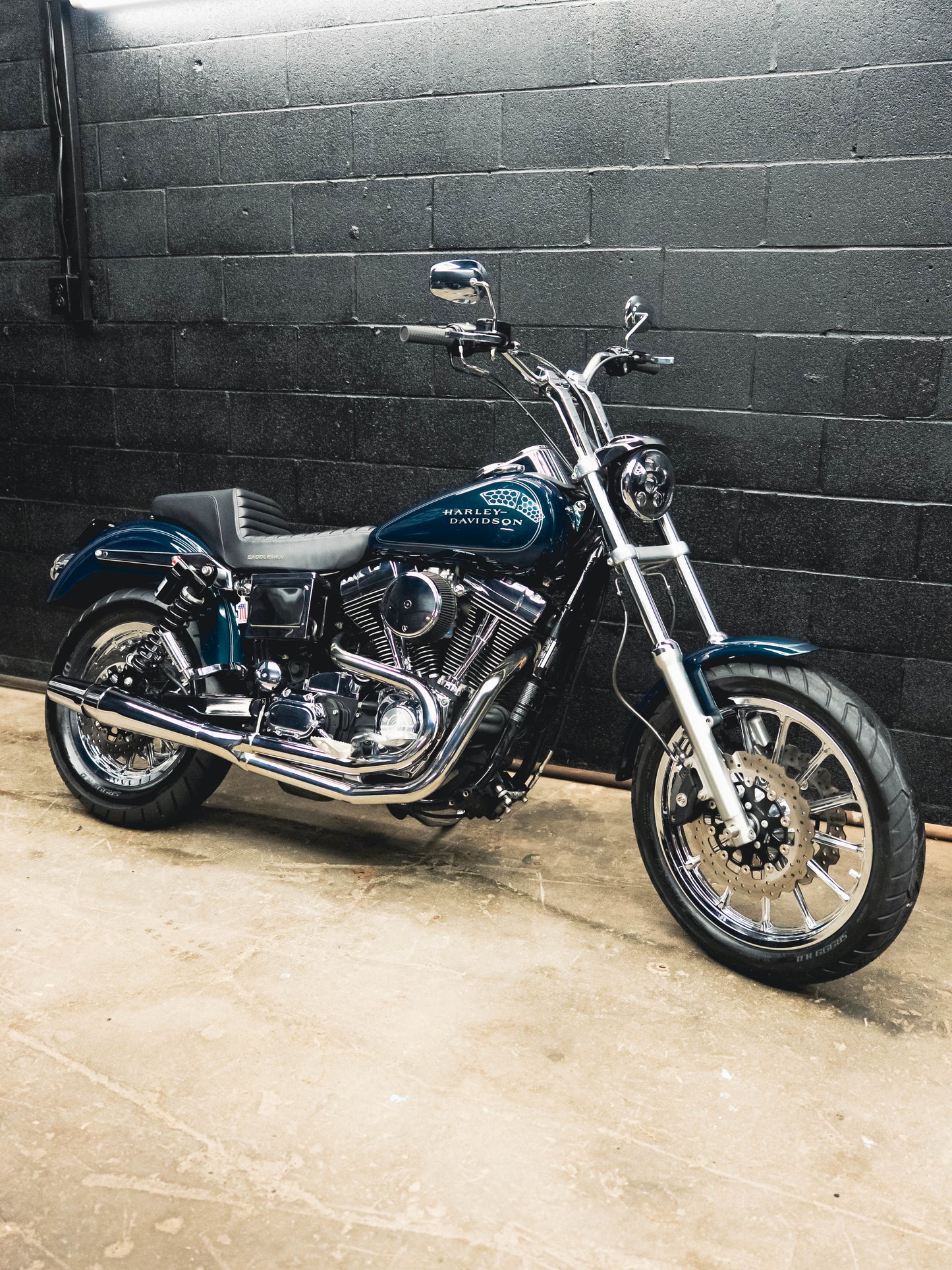 2002 FXDL JADE SUNGLO