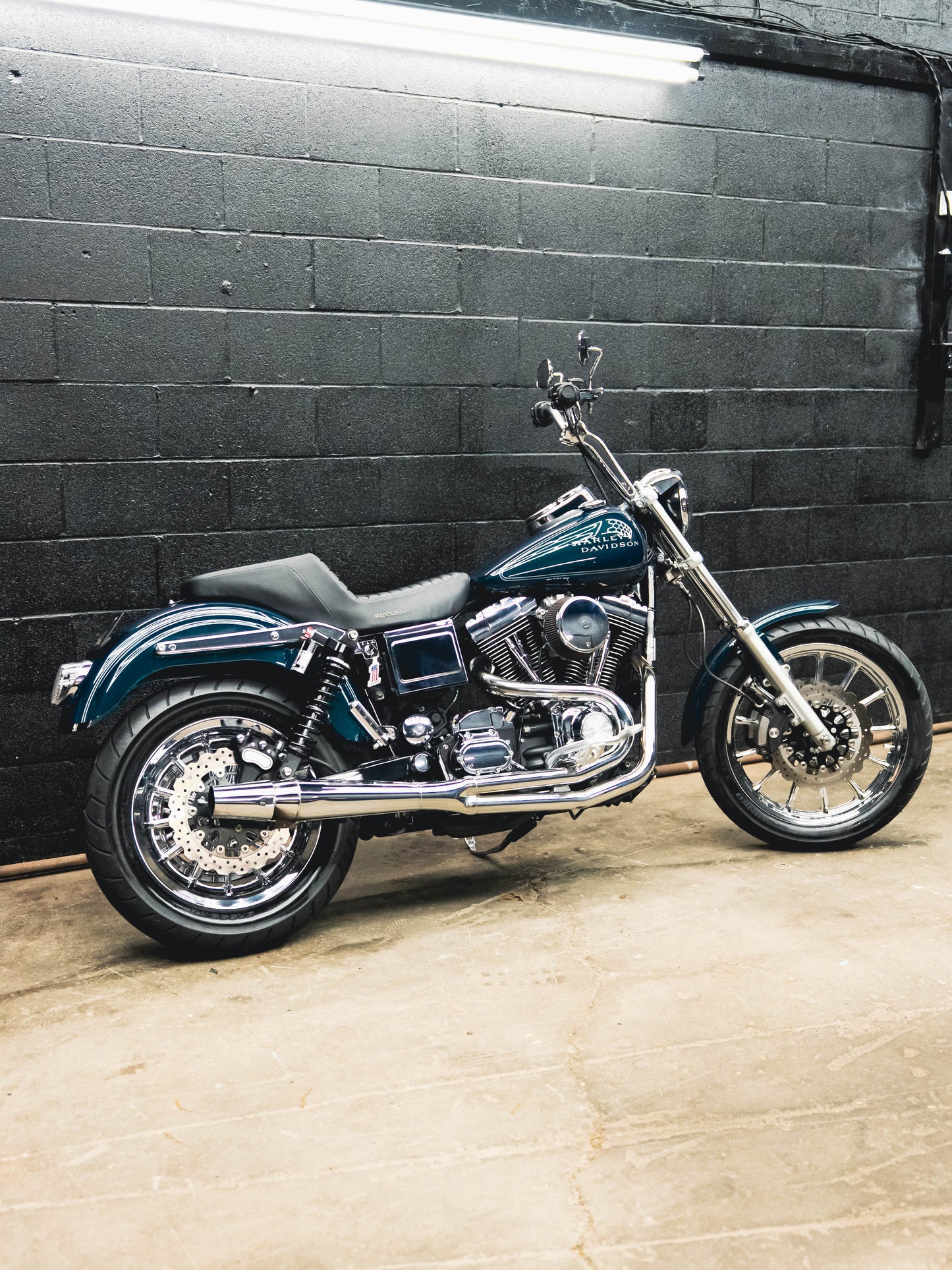 2002 FXDL JADE SUNGLO