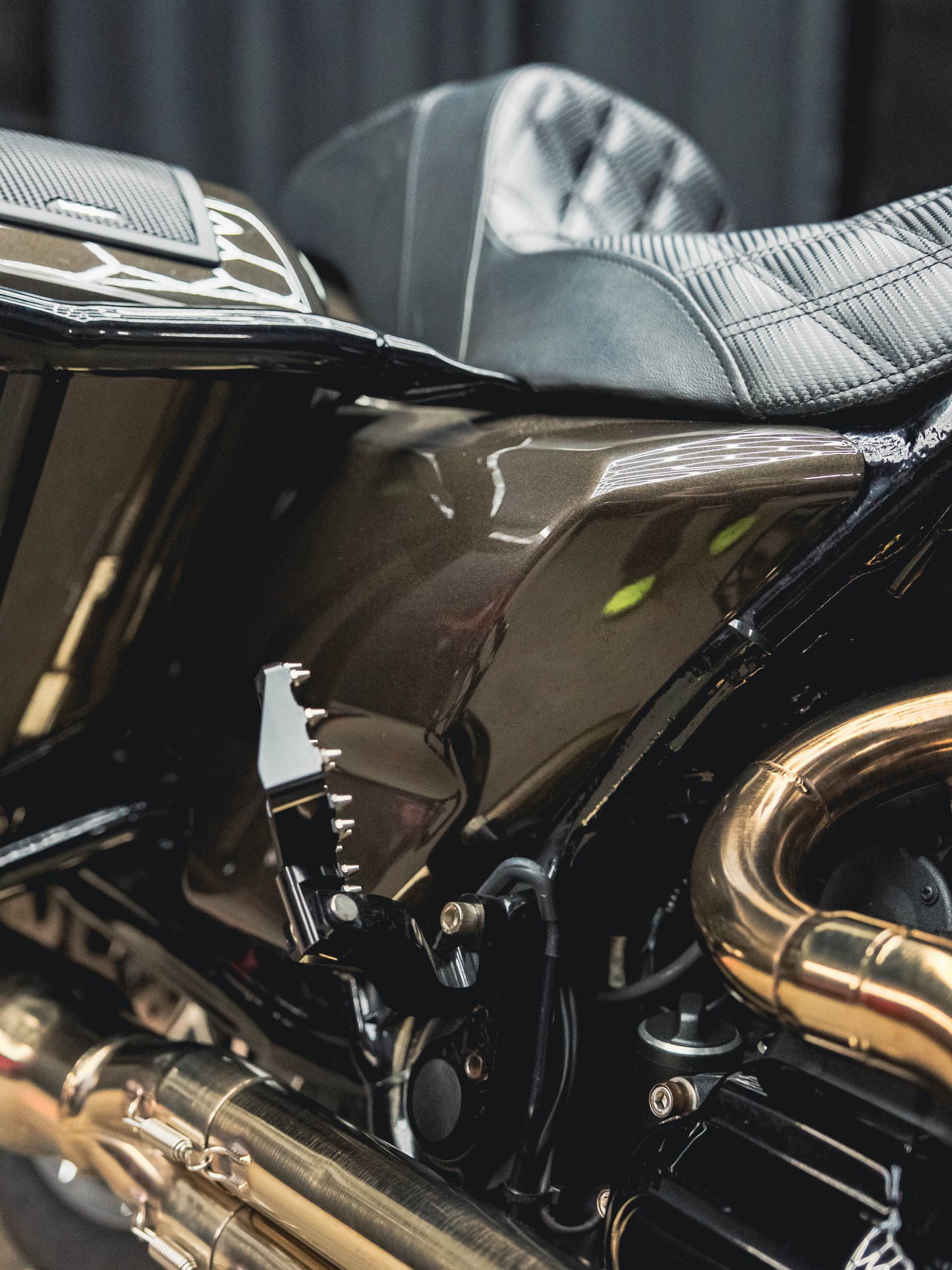 2020 ROAD GLIDE RIVER ROCK GREY