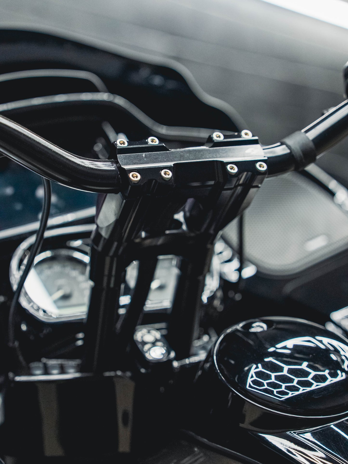 2020 ROAD GLIDE RIVER ROCK GREY
