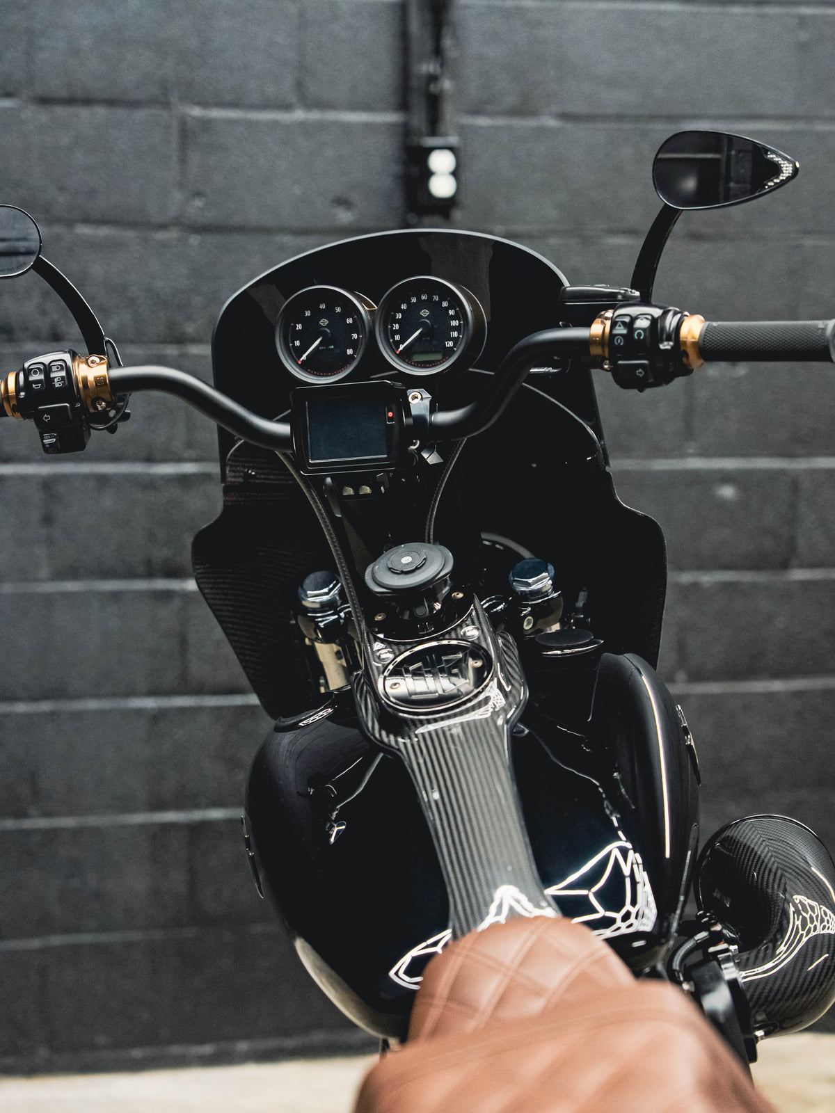 2017 LOW RIDER S 1800 MILES FULL CARBON!