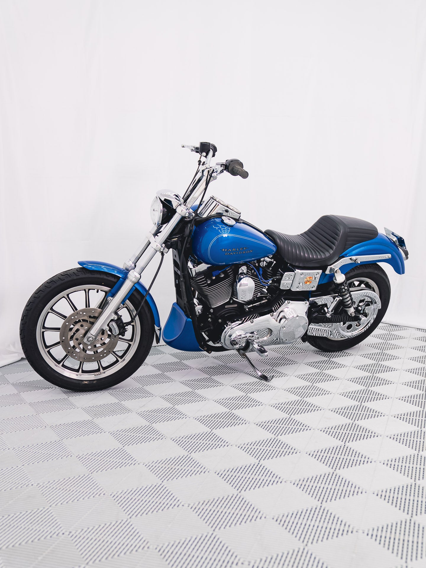 2002 FXDL