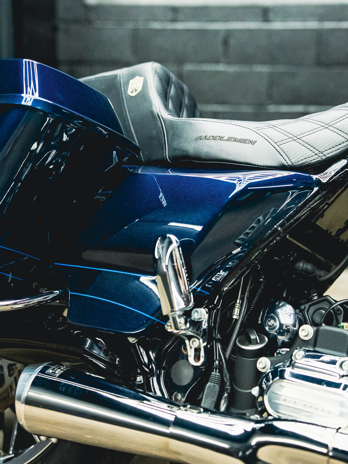 2013 ROAD GLIDE BIG BLUE PEARL