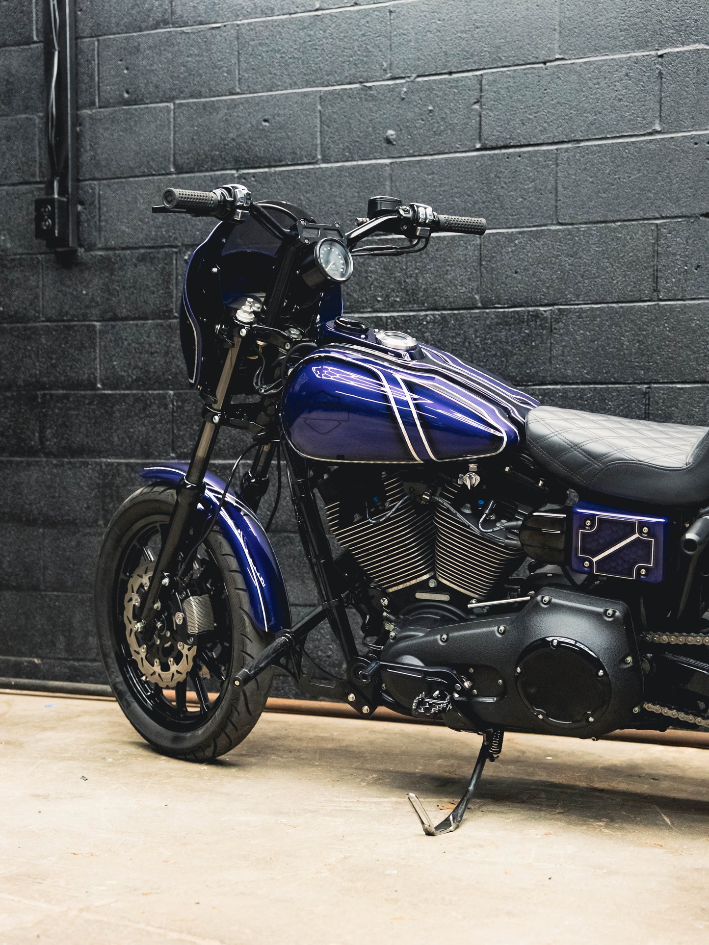 2002 FXDX 6K MILES. FRESH BUILD