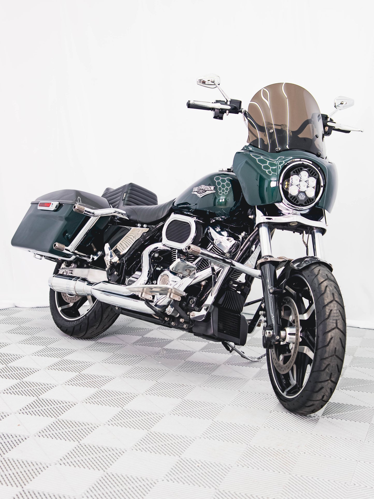 2018 ROAD KING 124" FUEL MOTO! CARBON