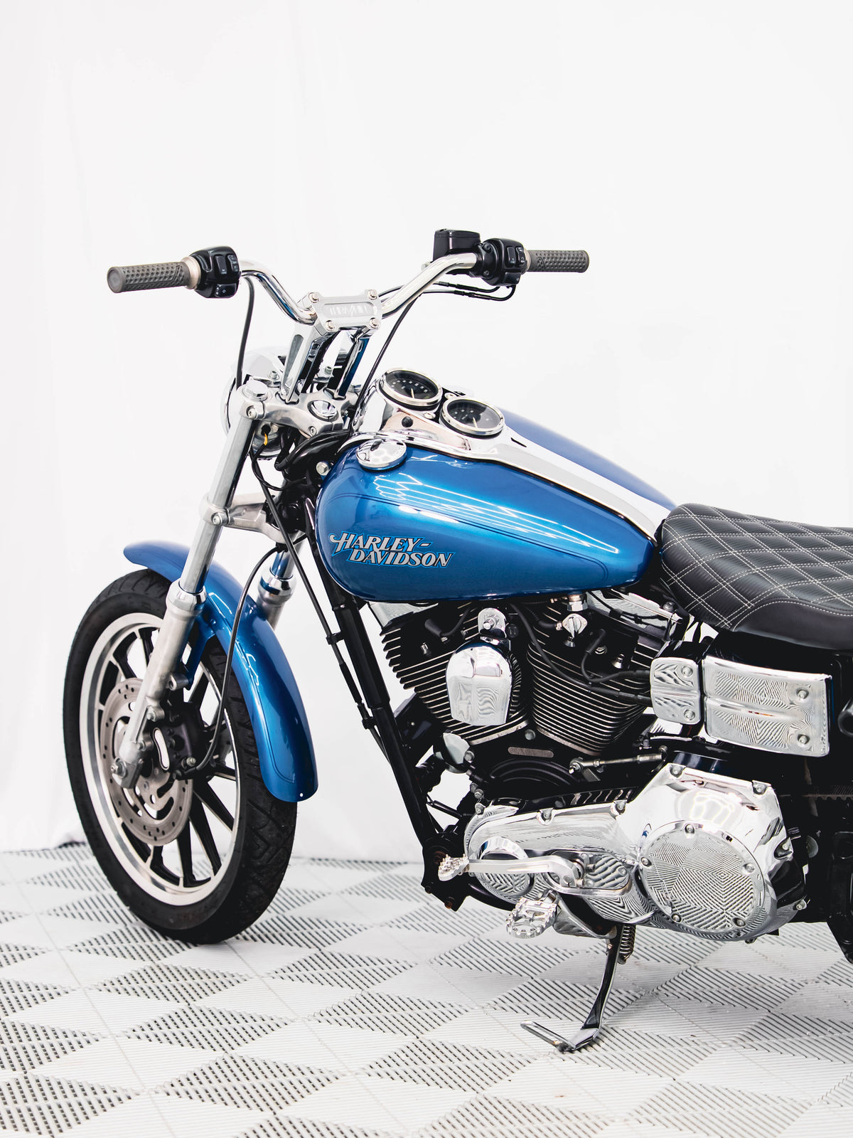 2005 FXDL CHOPPER BLUE PEARL 7K MILES