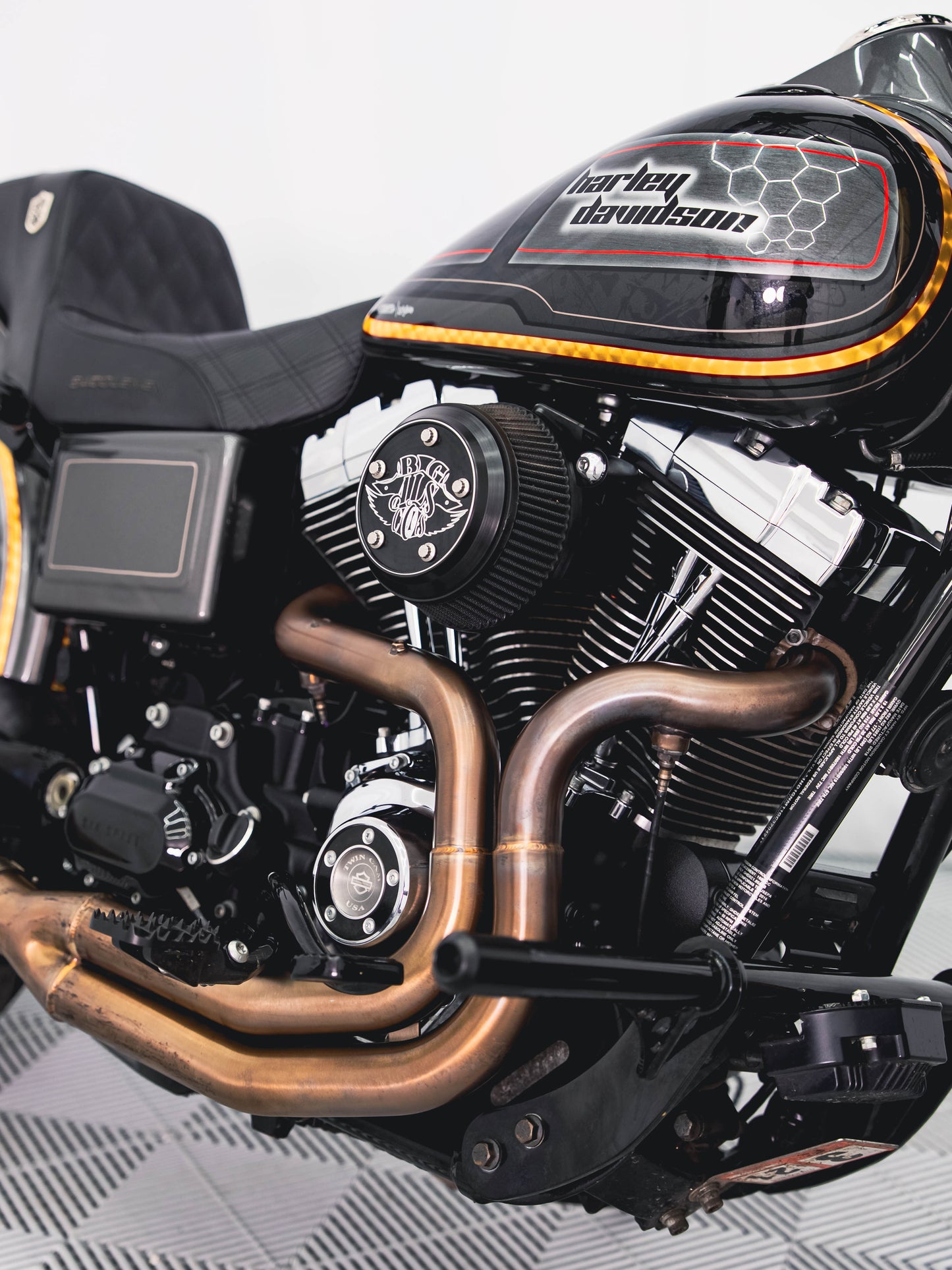 2016 FXDL