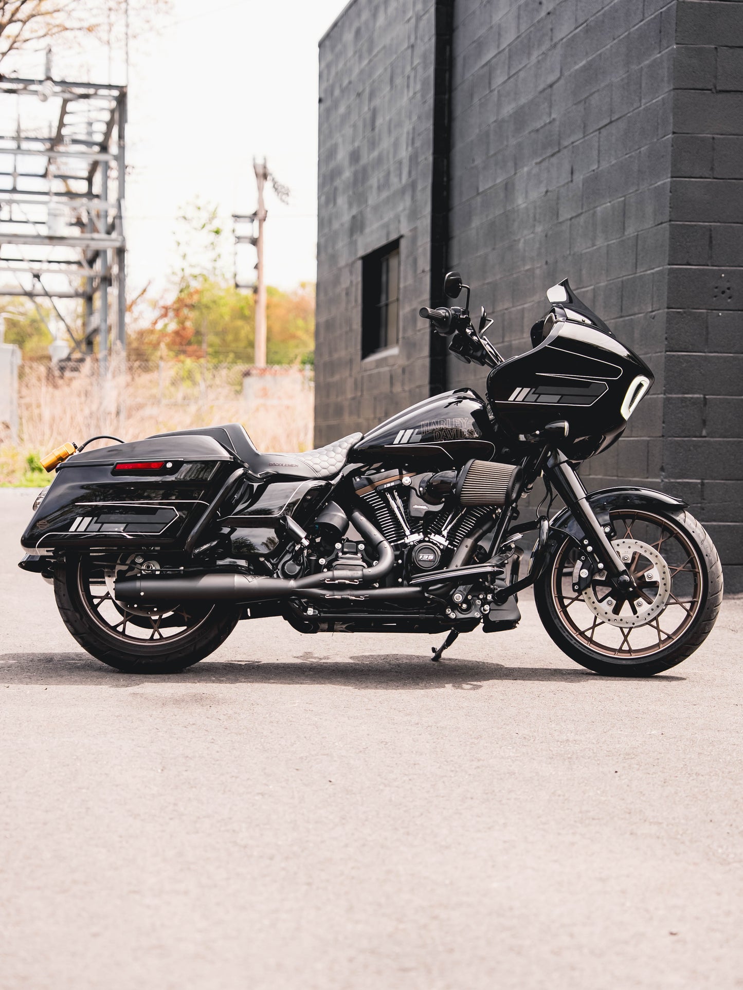 2023 ROAD GLIDE ST 135" CRATE MOTOR 3k MILES