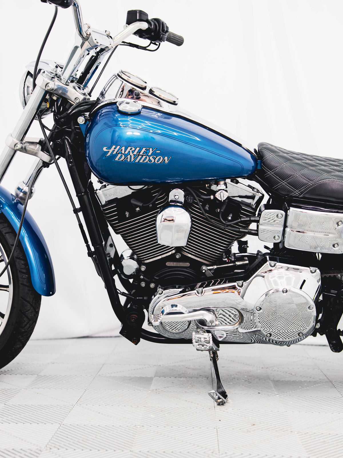 2005 FXDL CHOPPER BLUE PEARL 7K MILES