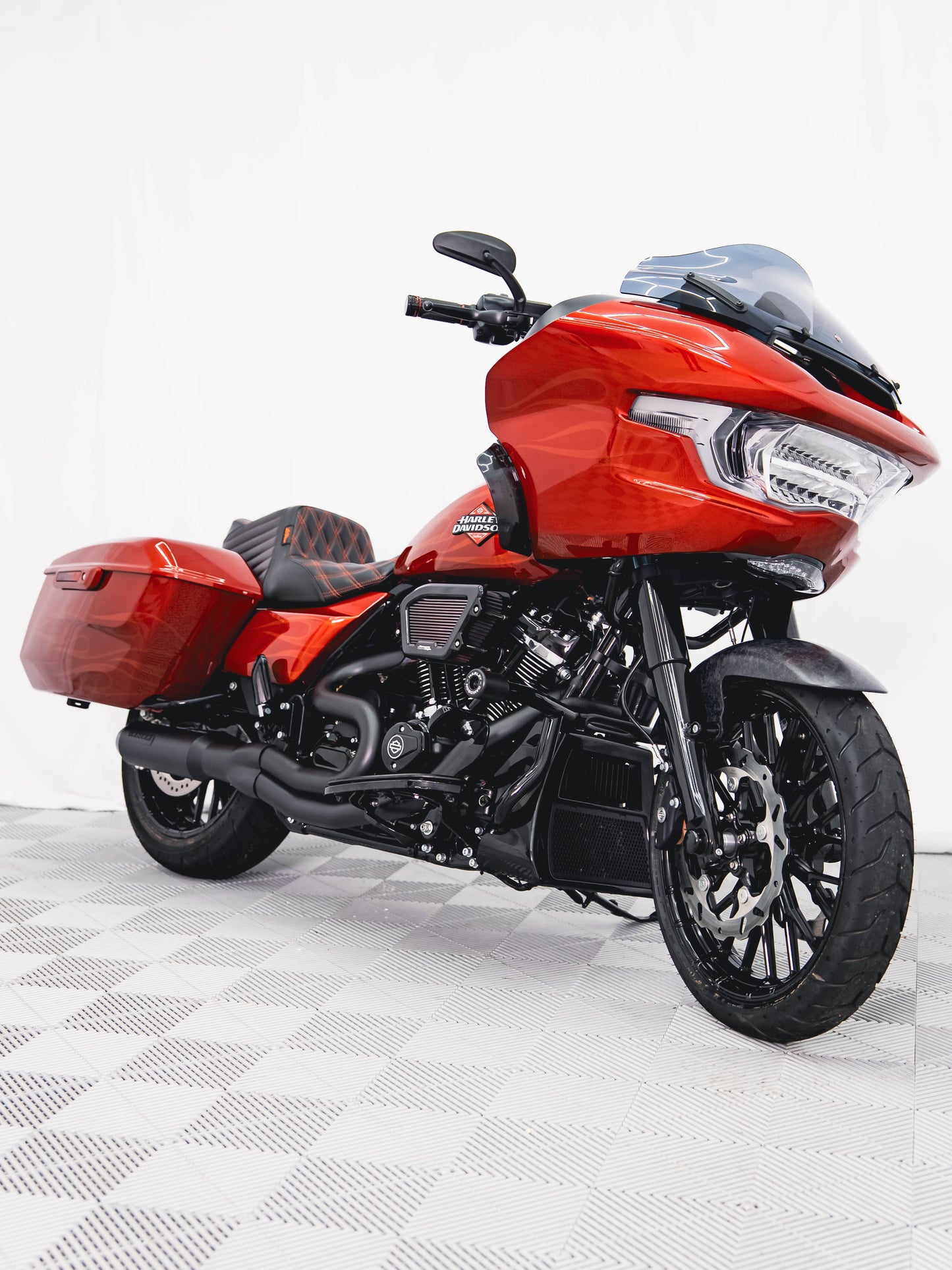 2025 ROAD GLIDE 190 MILES