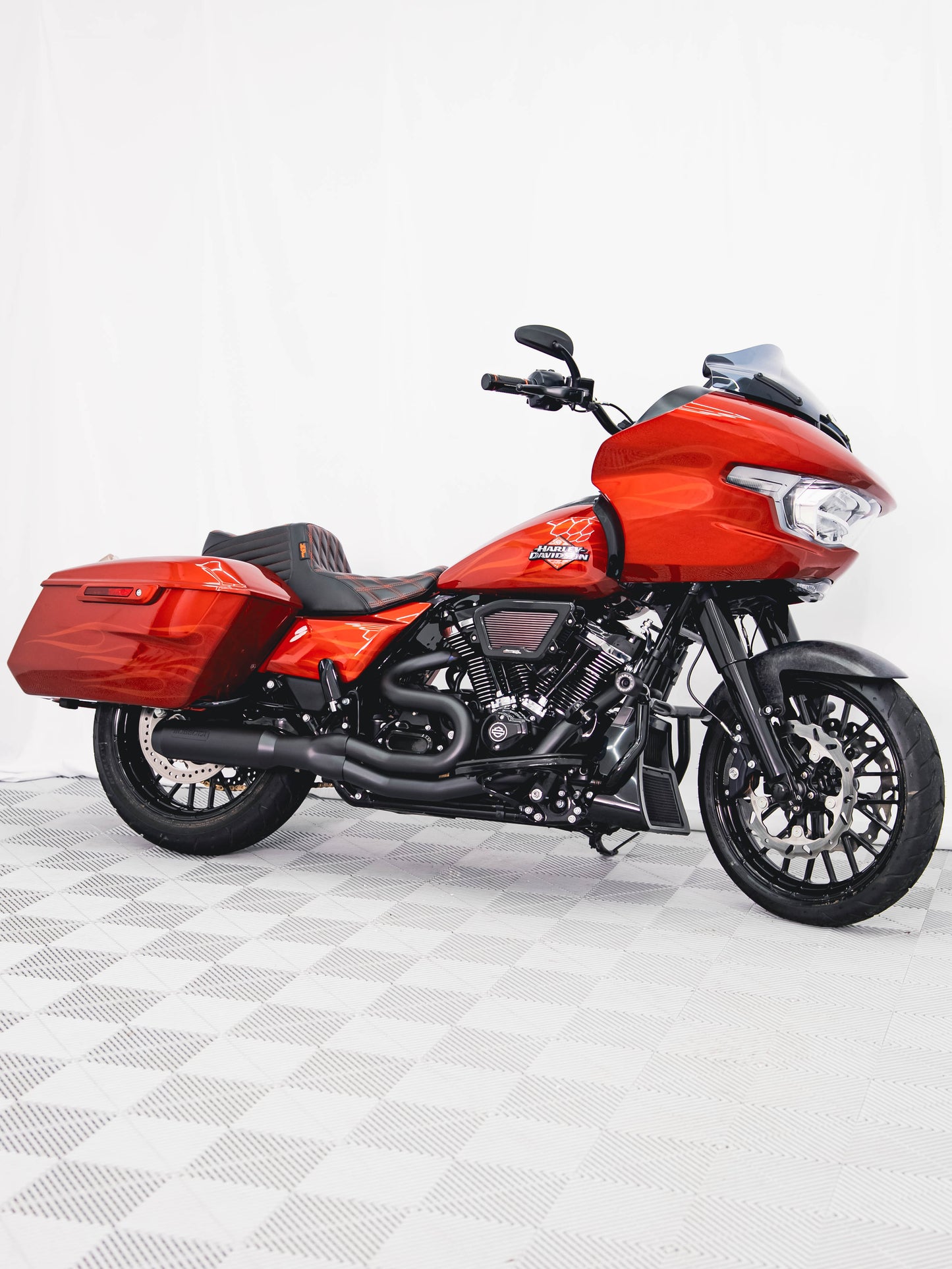 2025 ROAD GLIDE 190 MILES