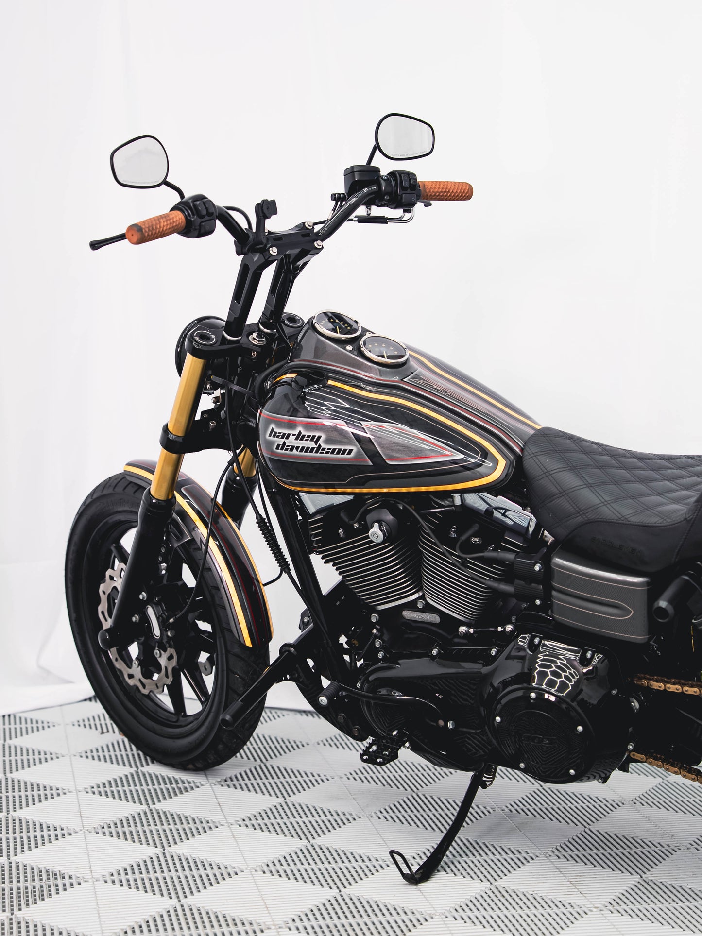 2016 FXDL