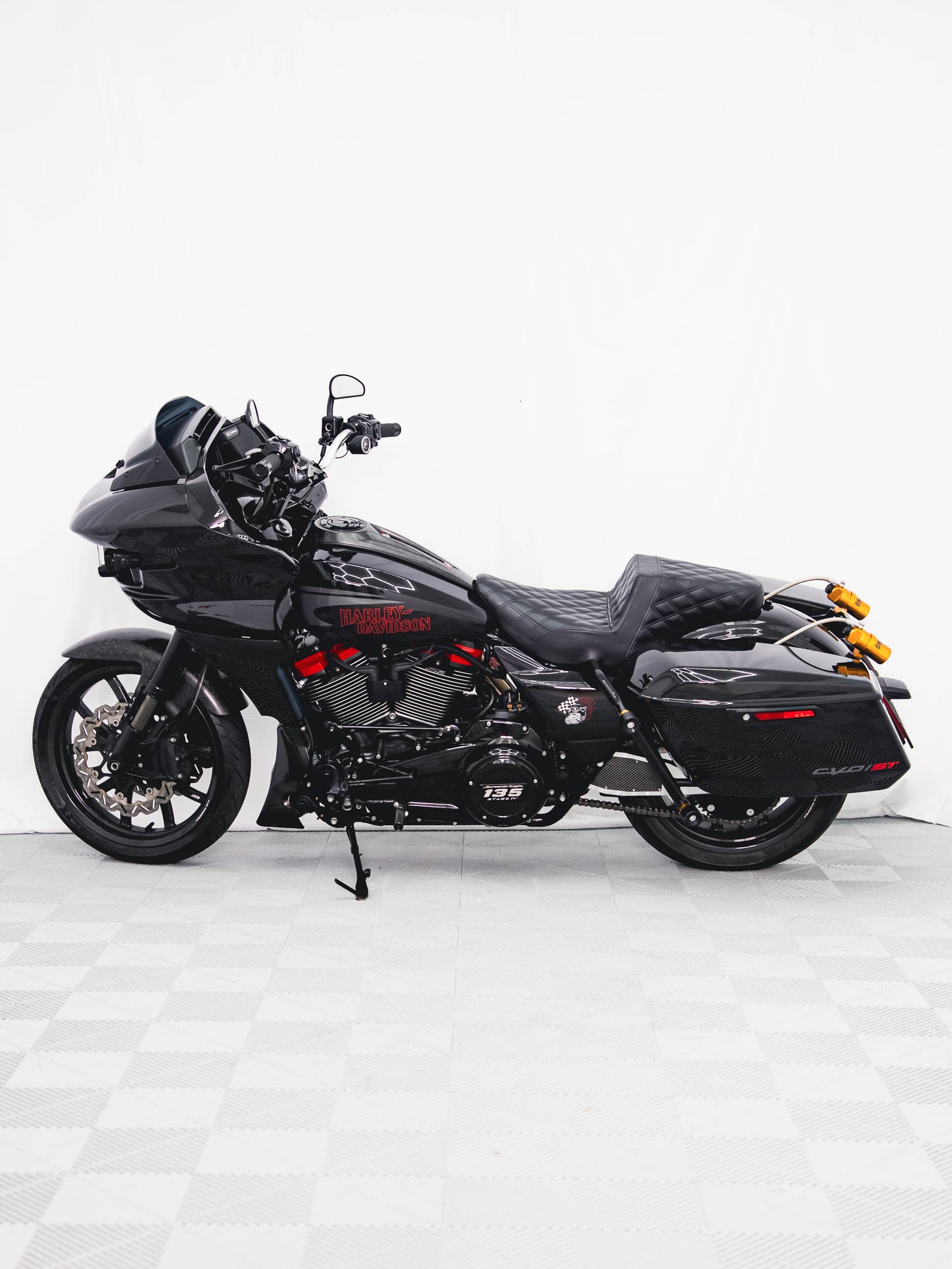 2024 CVO ST 205HP! 2k MILES!