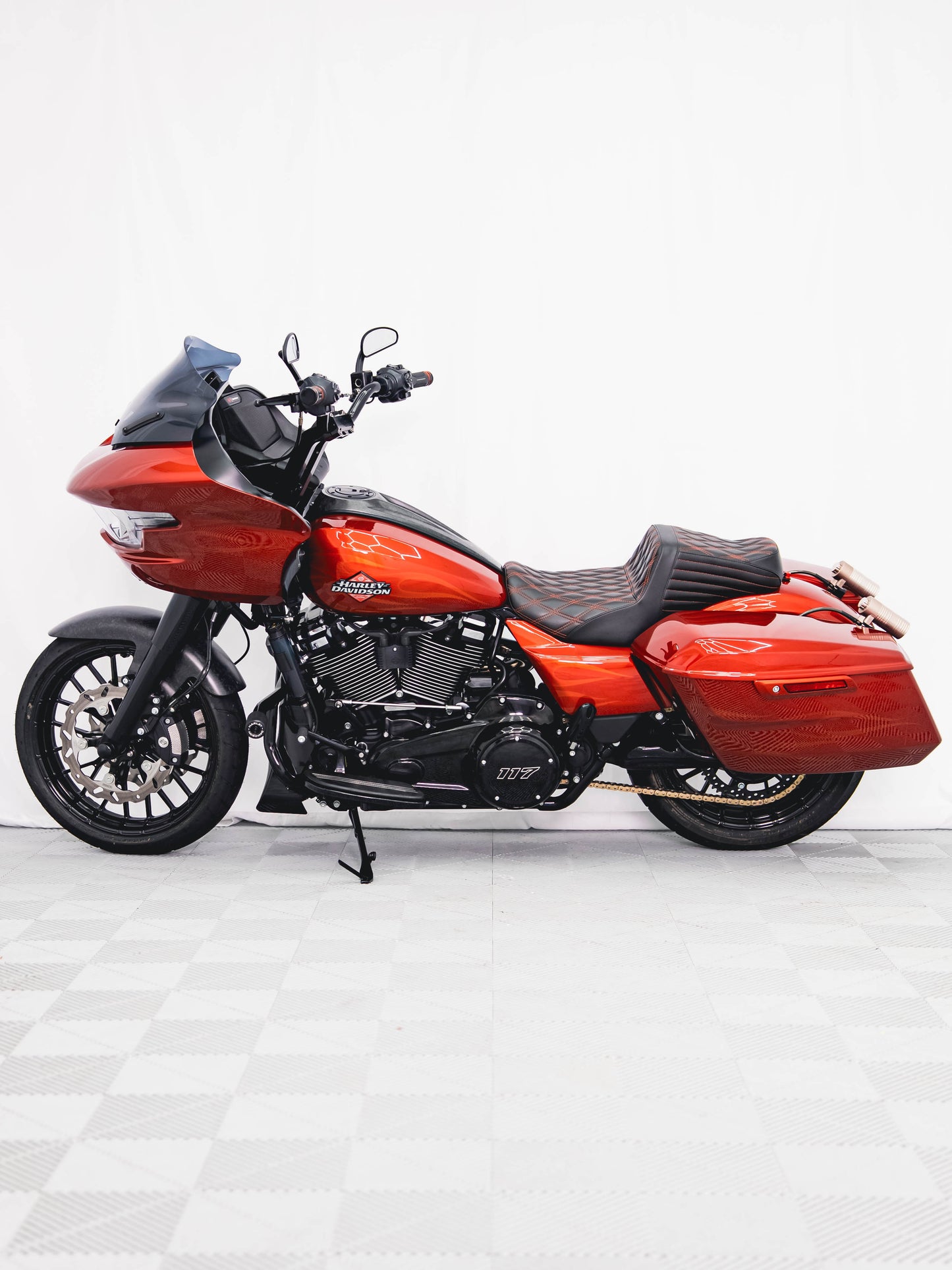 2025 ROAD GLIDE 190 MILES