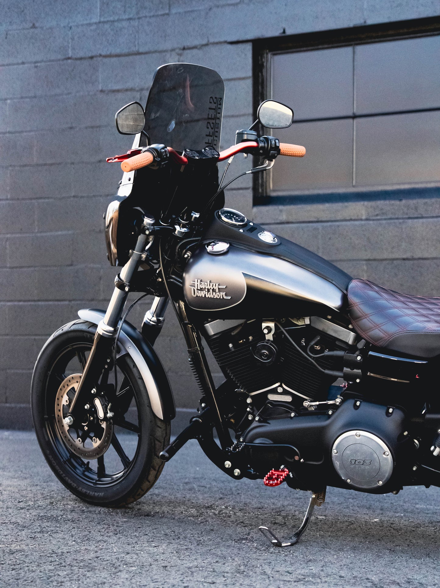 2017 FXDB STREET BOB