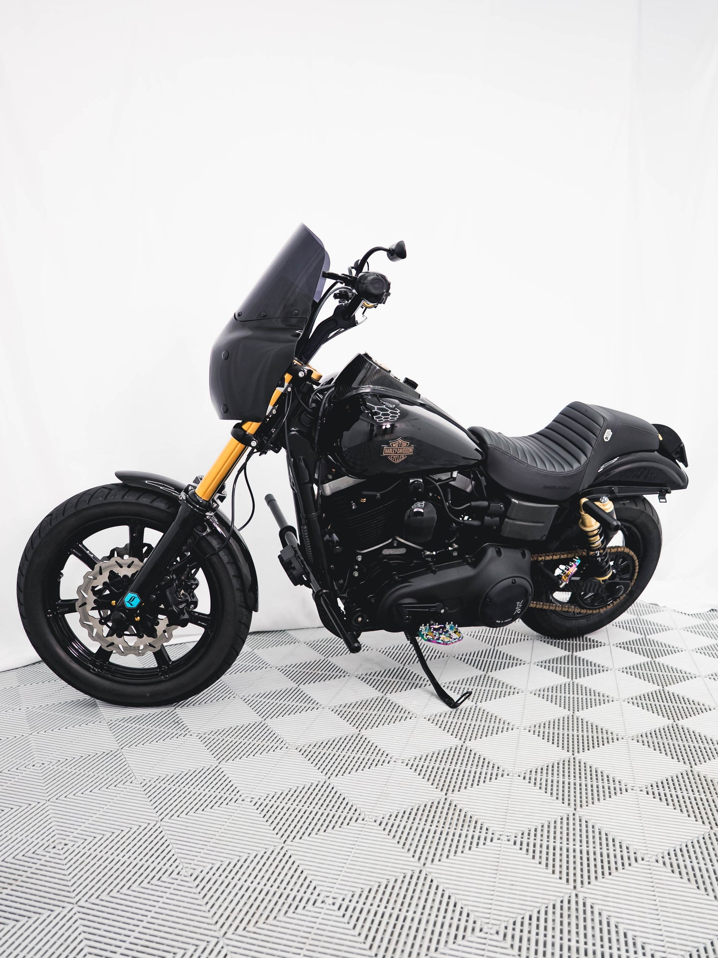 2015 FXDB STREET BOB