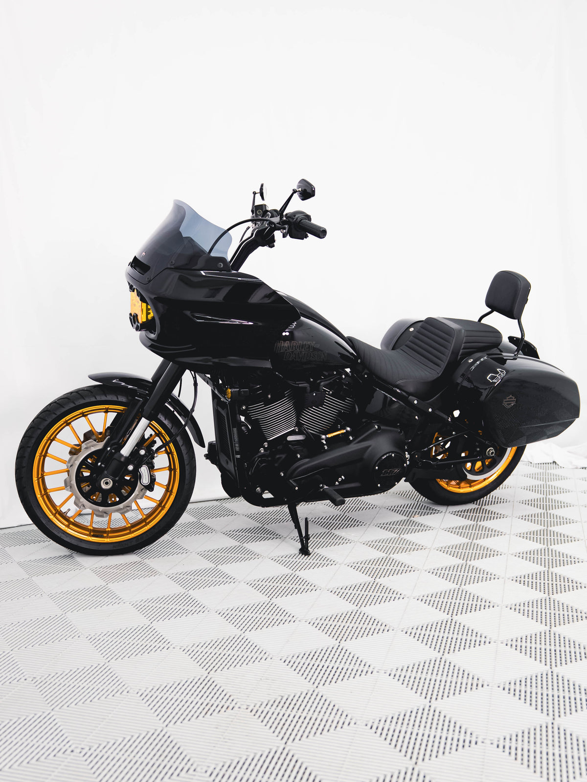 2023 LOW RIDER S