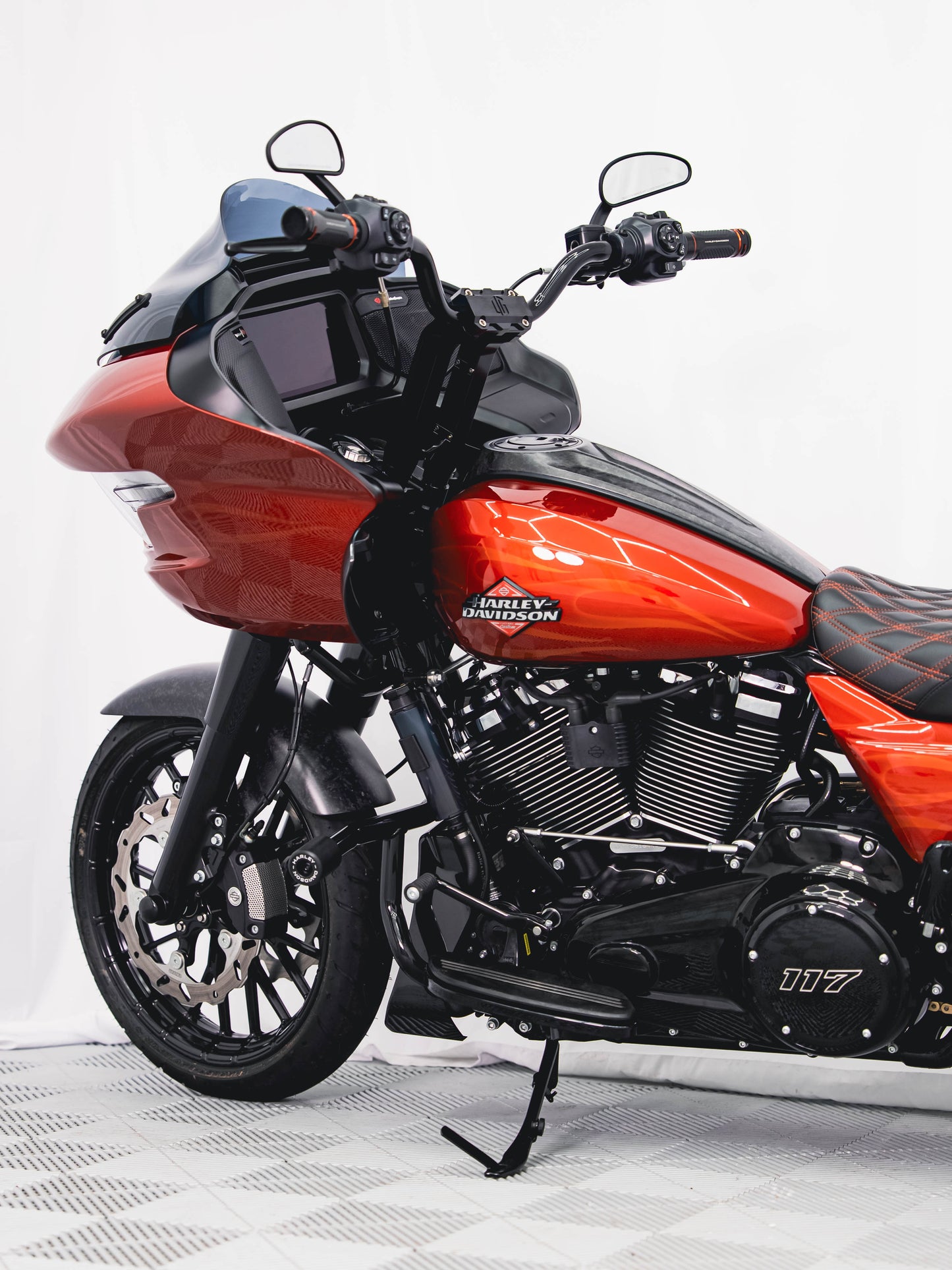 2025 ROAD GLIDE 190 MILES